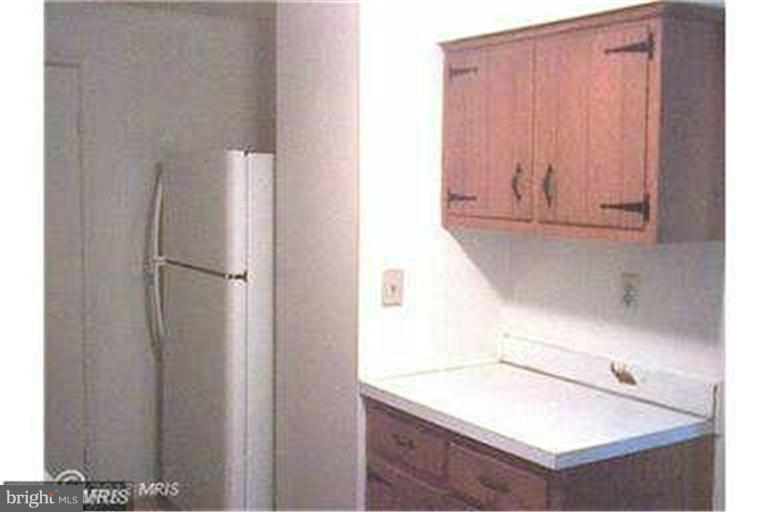 GREENWICH HILL - Residential Lease