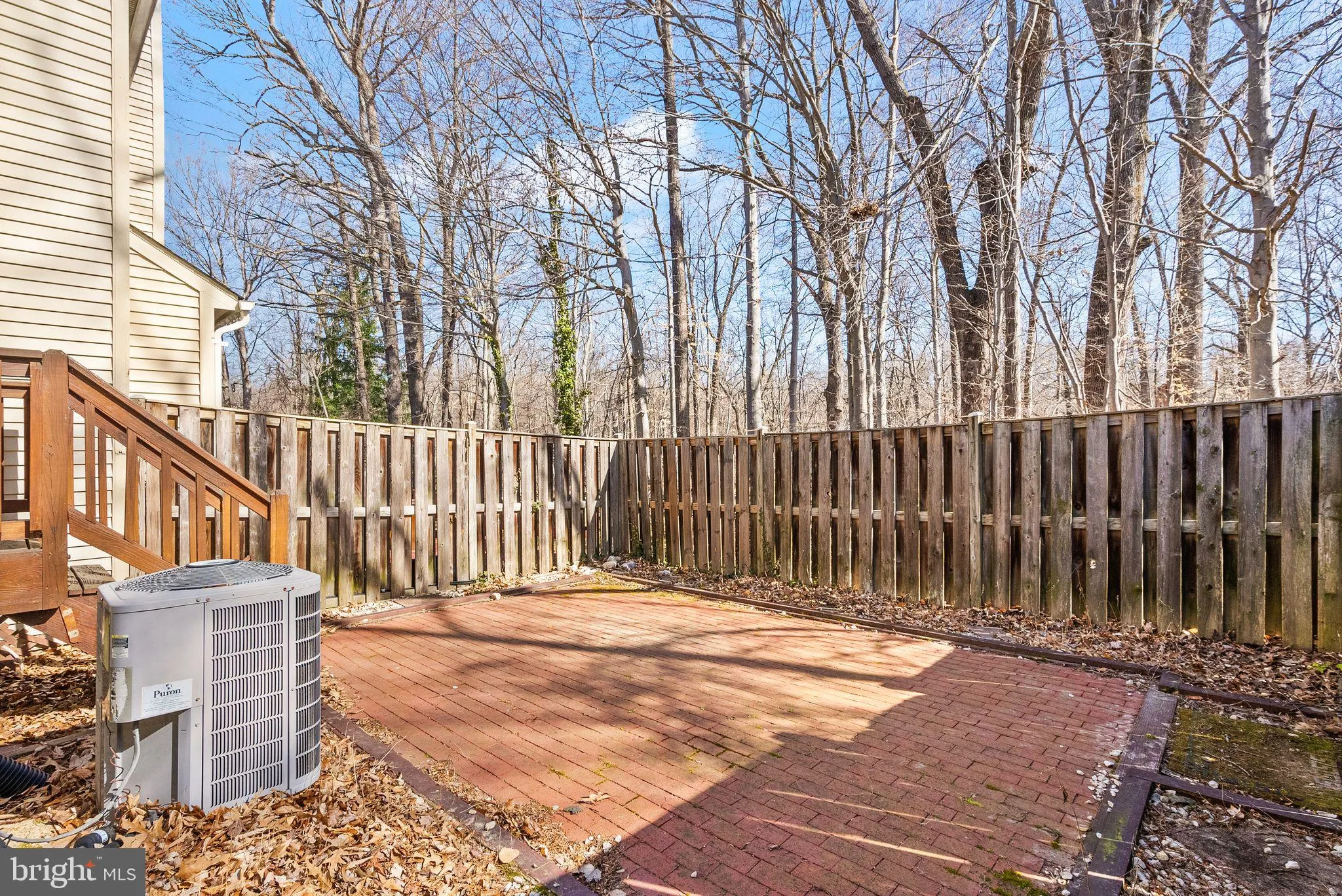 Springfield, Virginia 22152, United States, 3 Bedrooms Bedrooms, ,3 BathroomsBathrooms,Residential,Contingent,87447