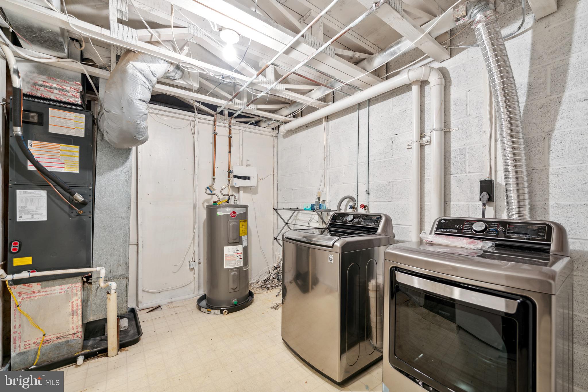 WATERFORD - Residential