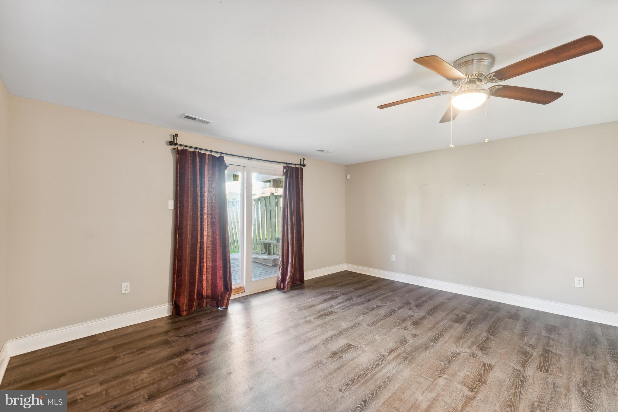 WATERFORD - Residential