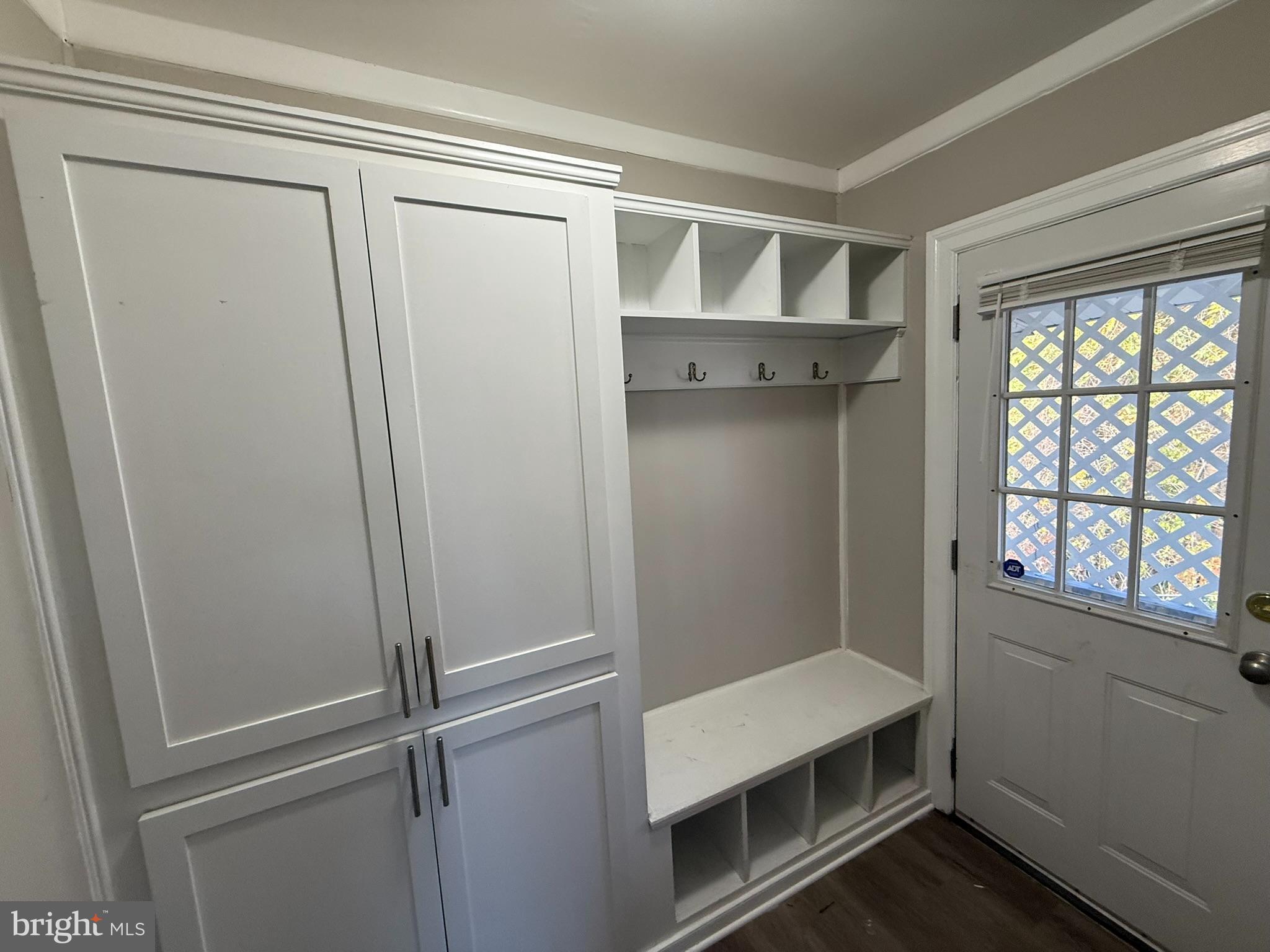 GLENSIDE - Residential