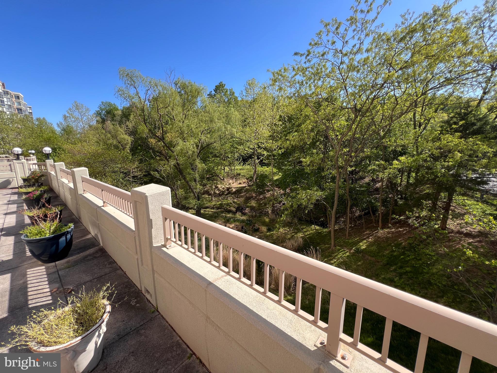 3210 N LEISURE WORLD BOULEVARD 121