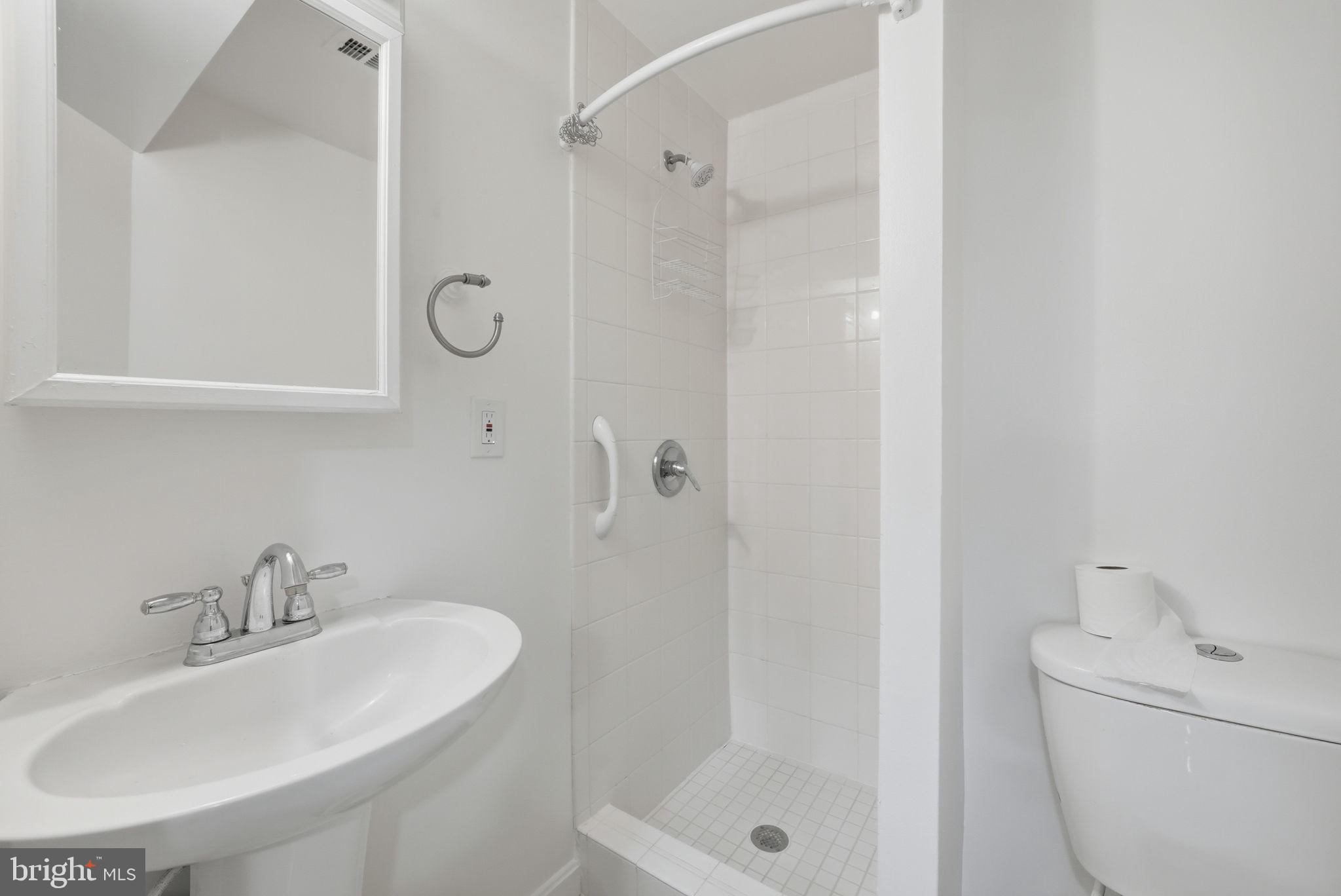 MARUMSCO WOODS - Residential Lease