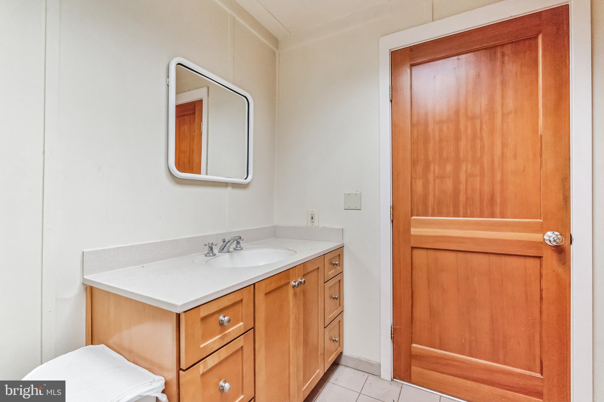 JERICHO HILL - Residential