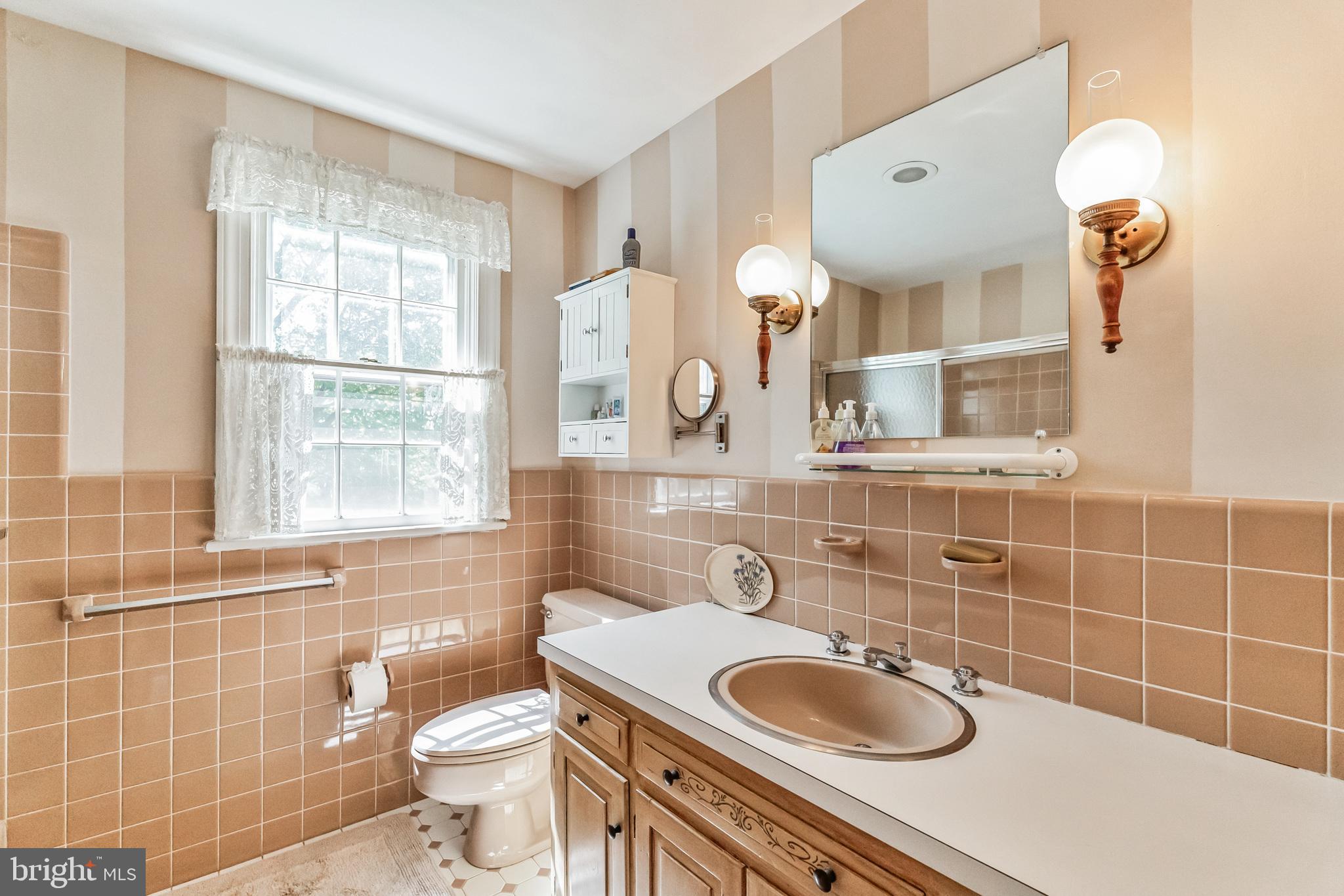 JERICHO HILL - Residential