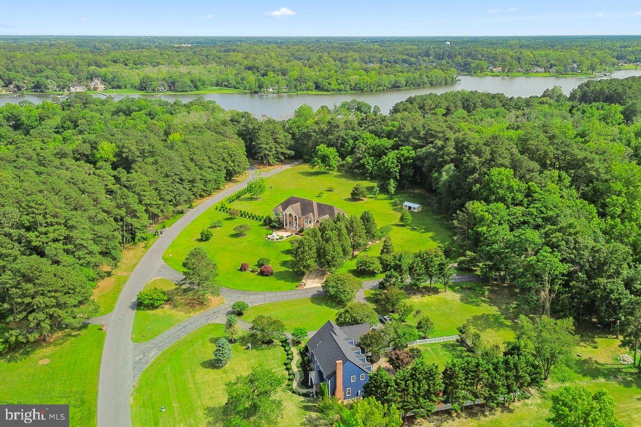 HARBOR POINTE - Residential