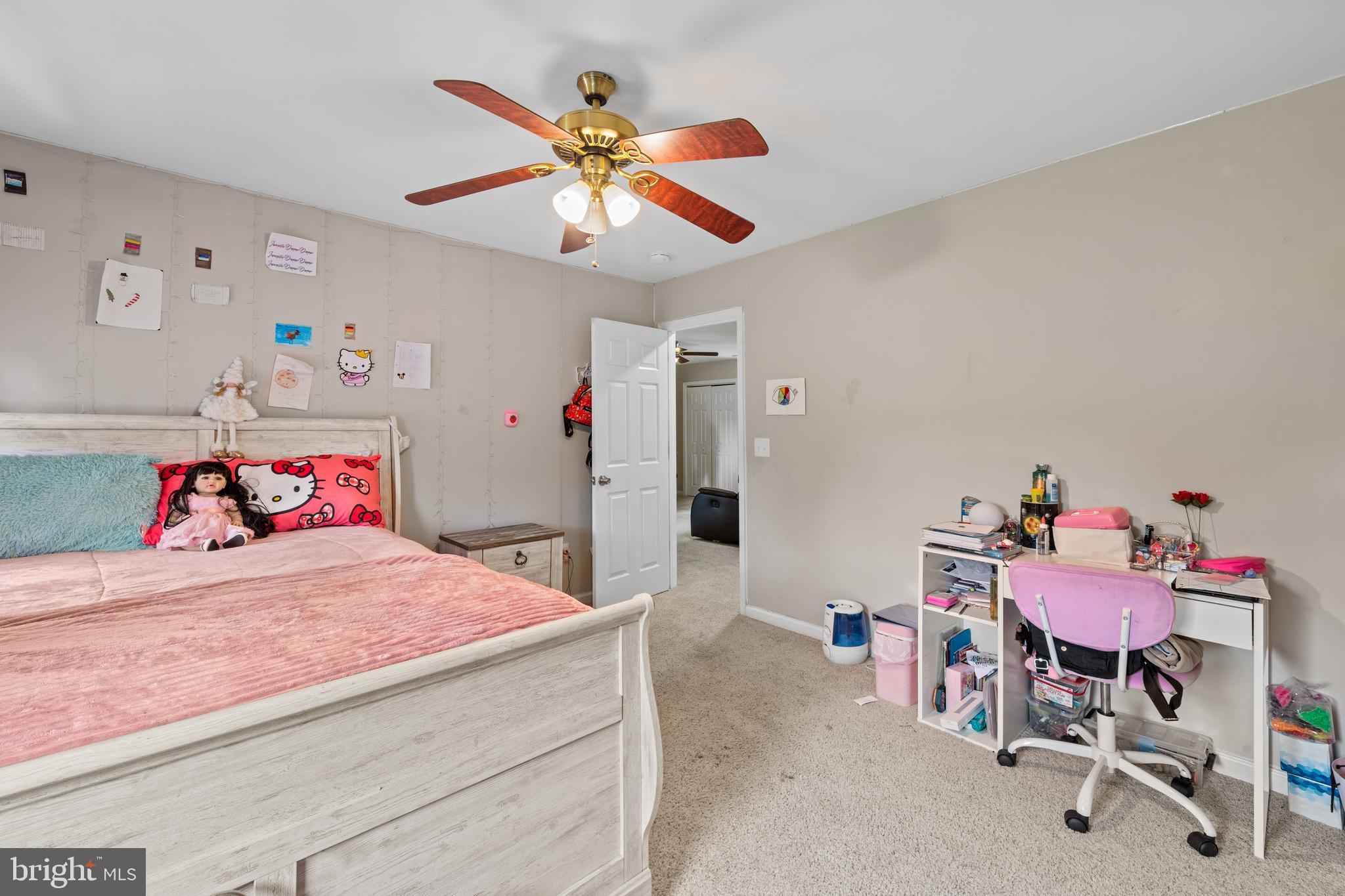 HARBOR POINTE - Residential