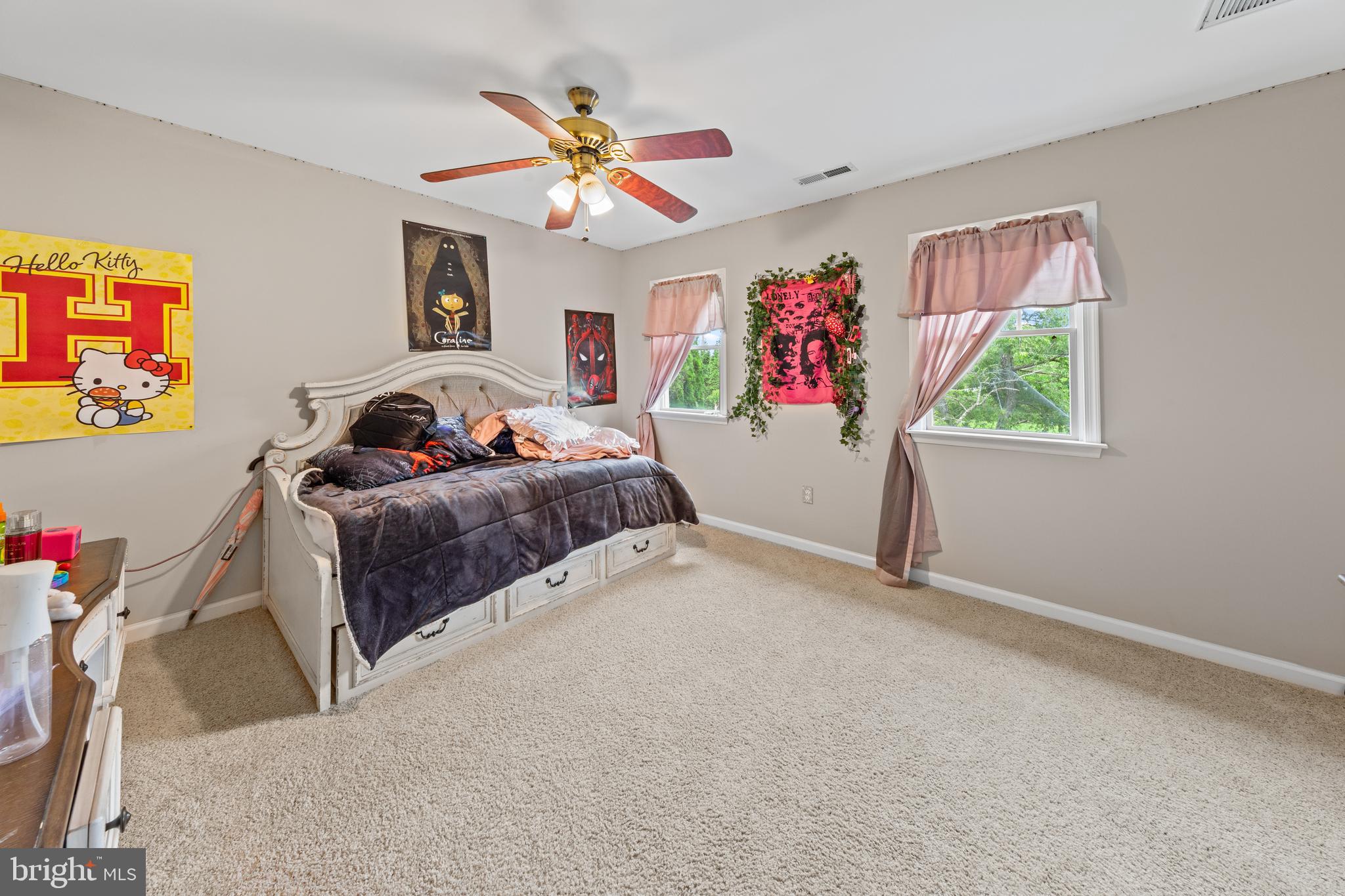 HARBOR POINTE - Residential