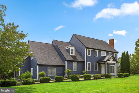 1501 HANDYS MEADOW SALISBURY MD 21801