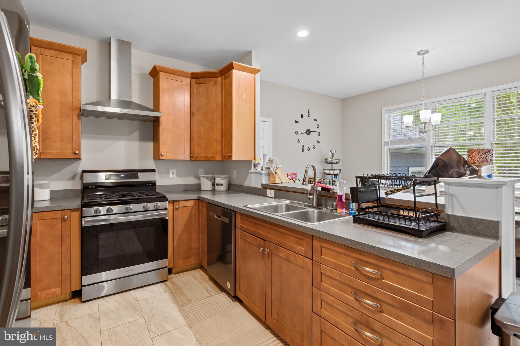 HARBOR POINTE - Residential