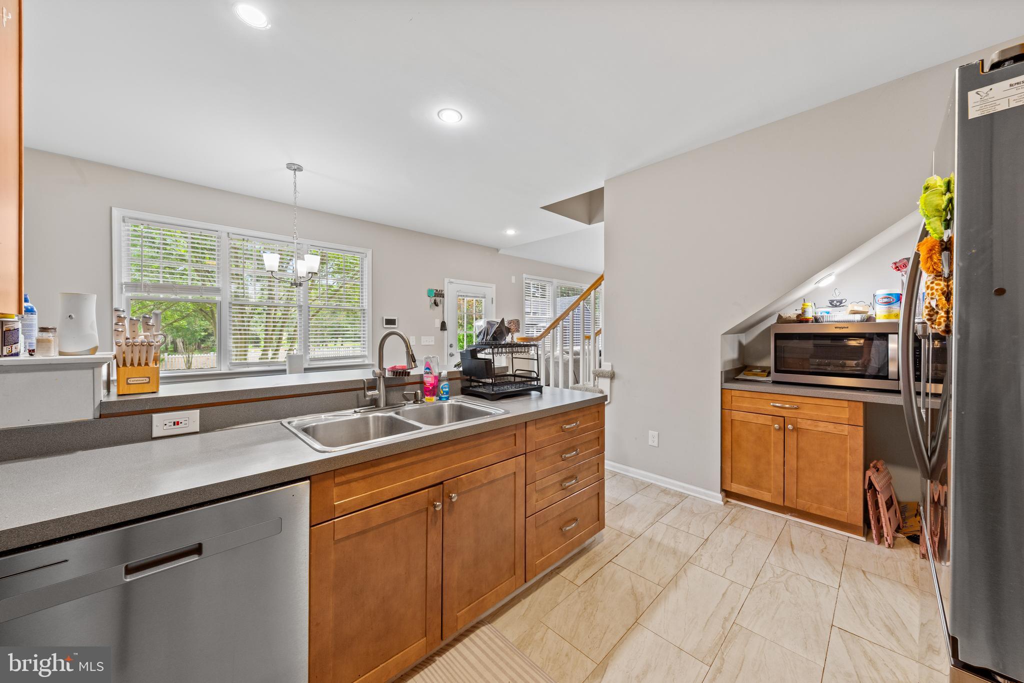 HARBOR POINTE - Residential