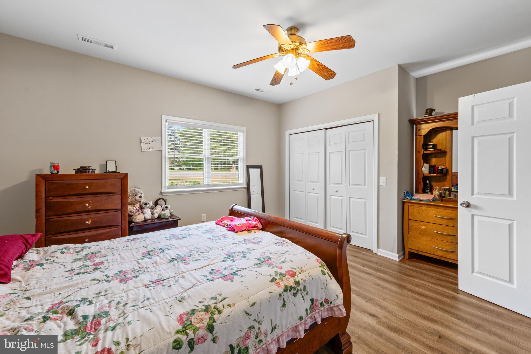 HARBOR POINTE - Residential