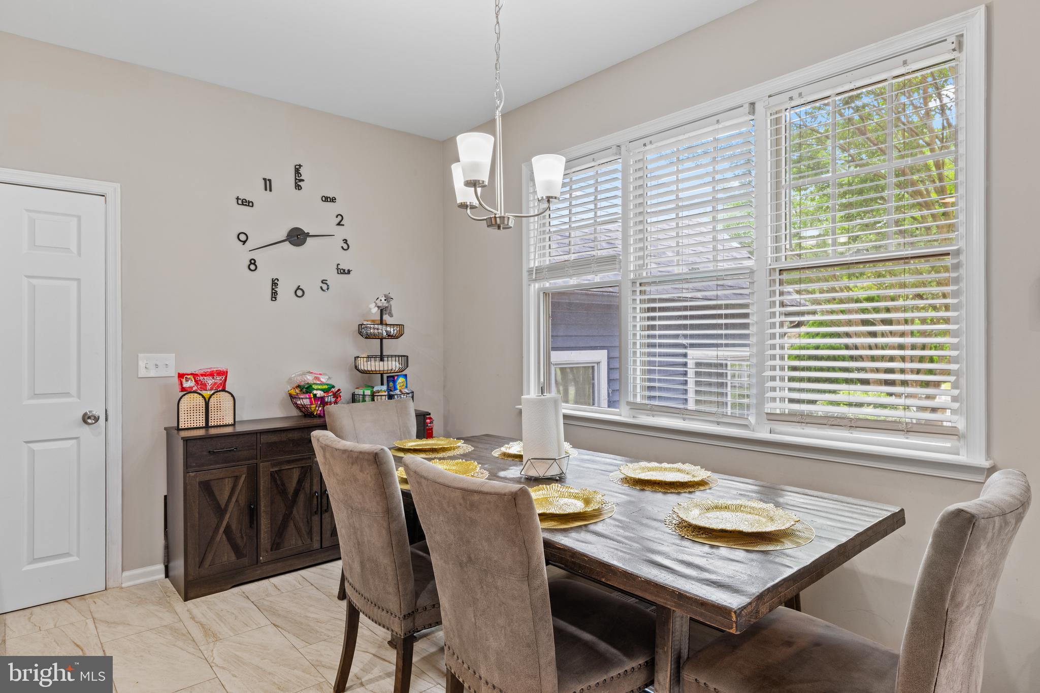 HARBOR POINTE - Residential