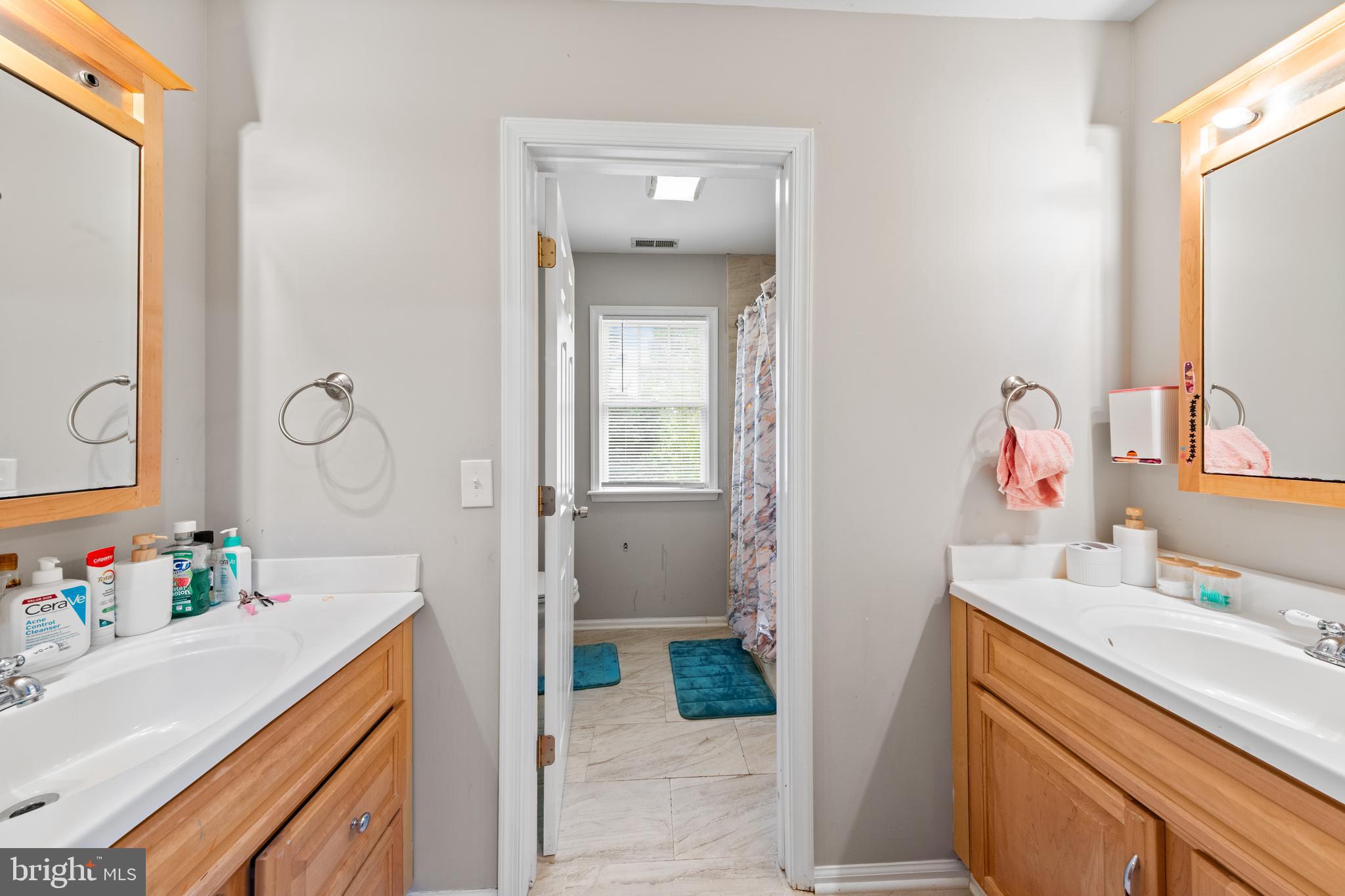 HARBOR POINTE - Residential