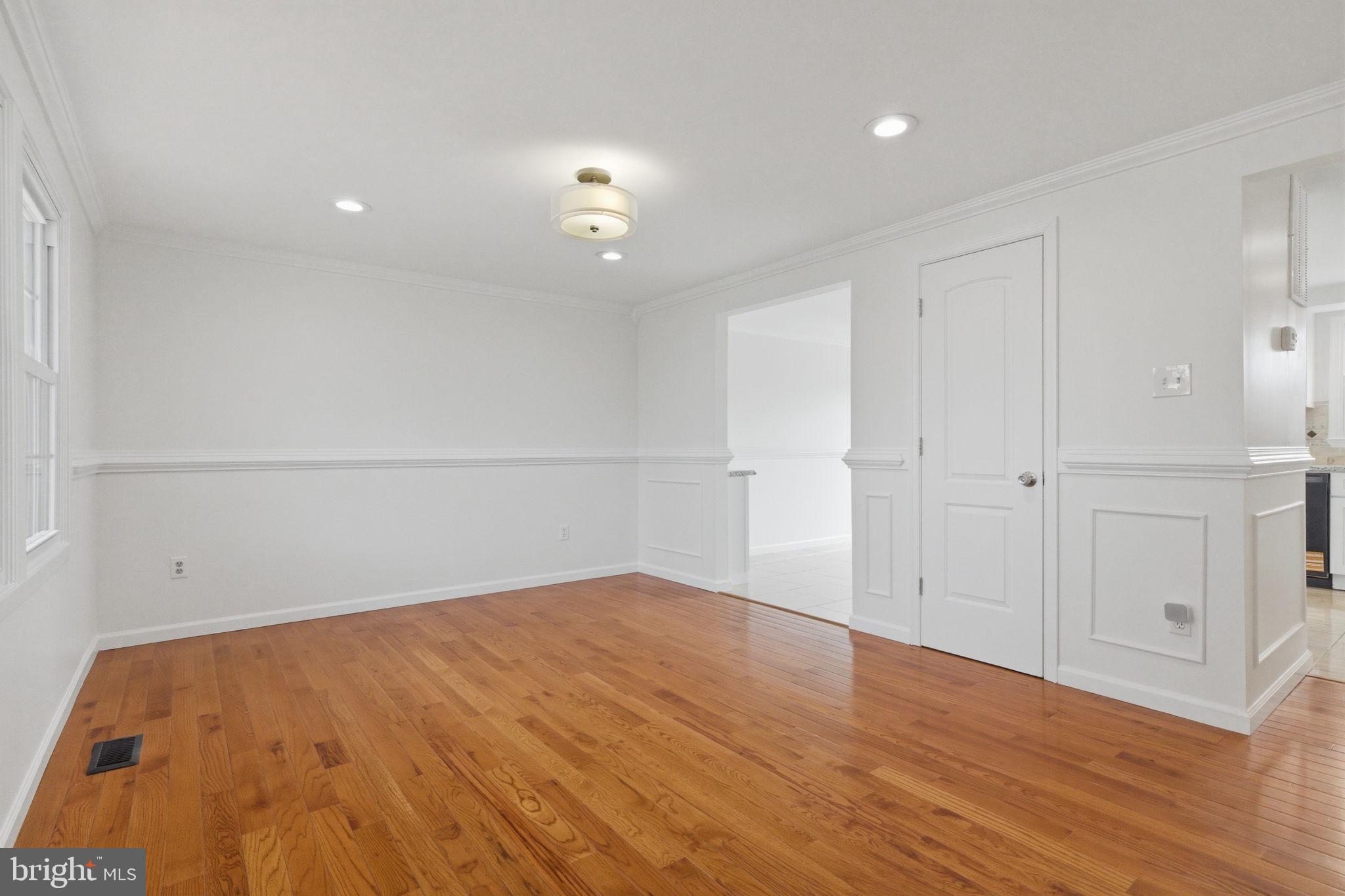 STONEGATE - Residential