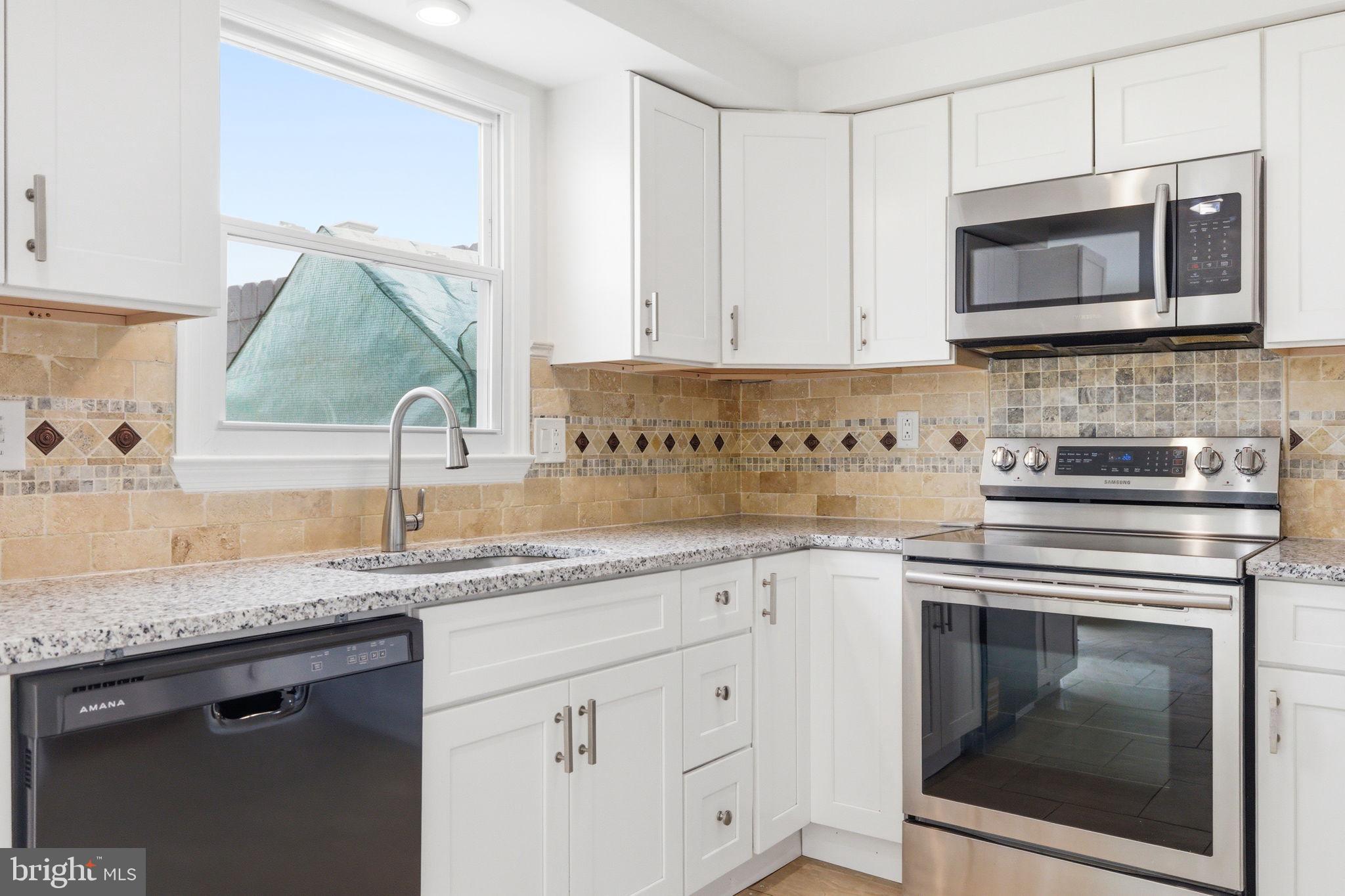 STONEGATE - Residential