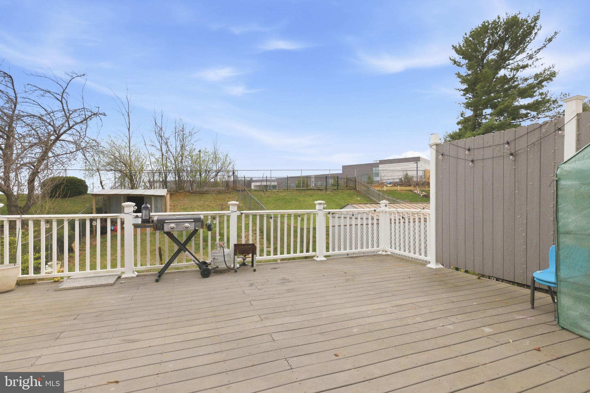 STONEGATE - Residential