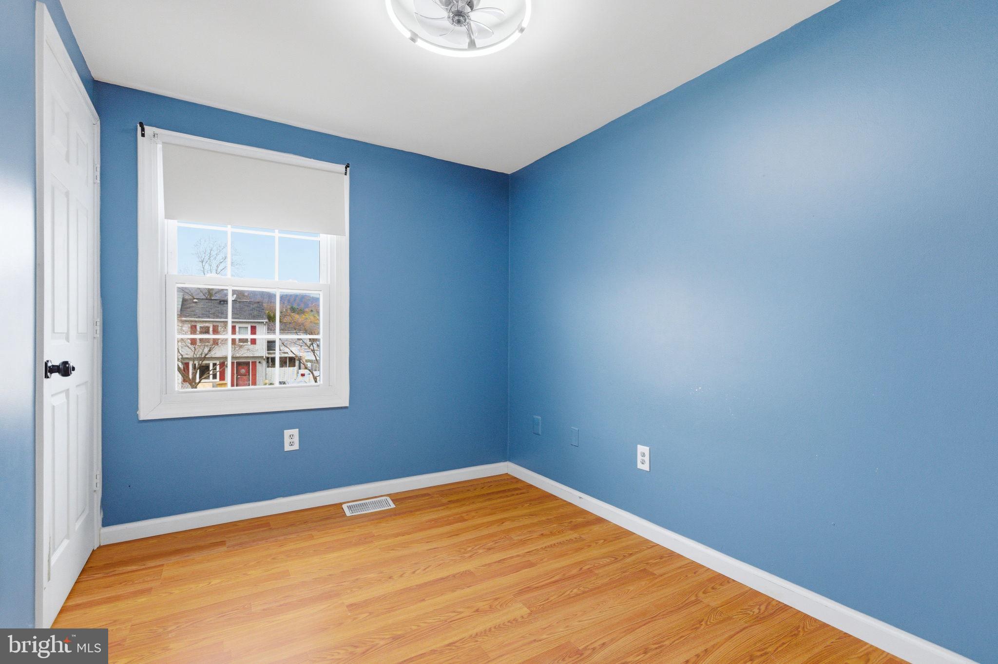 STONEGATE - Residential