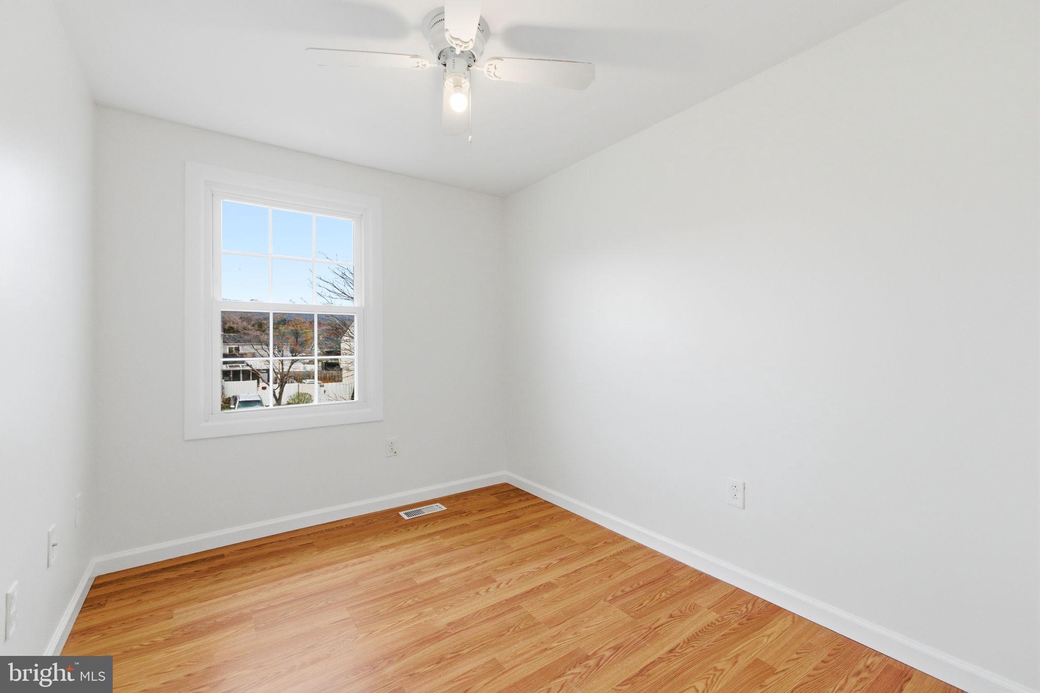 STONEGATE - Residential