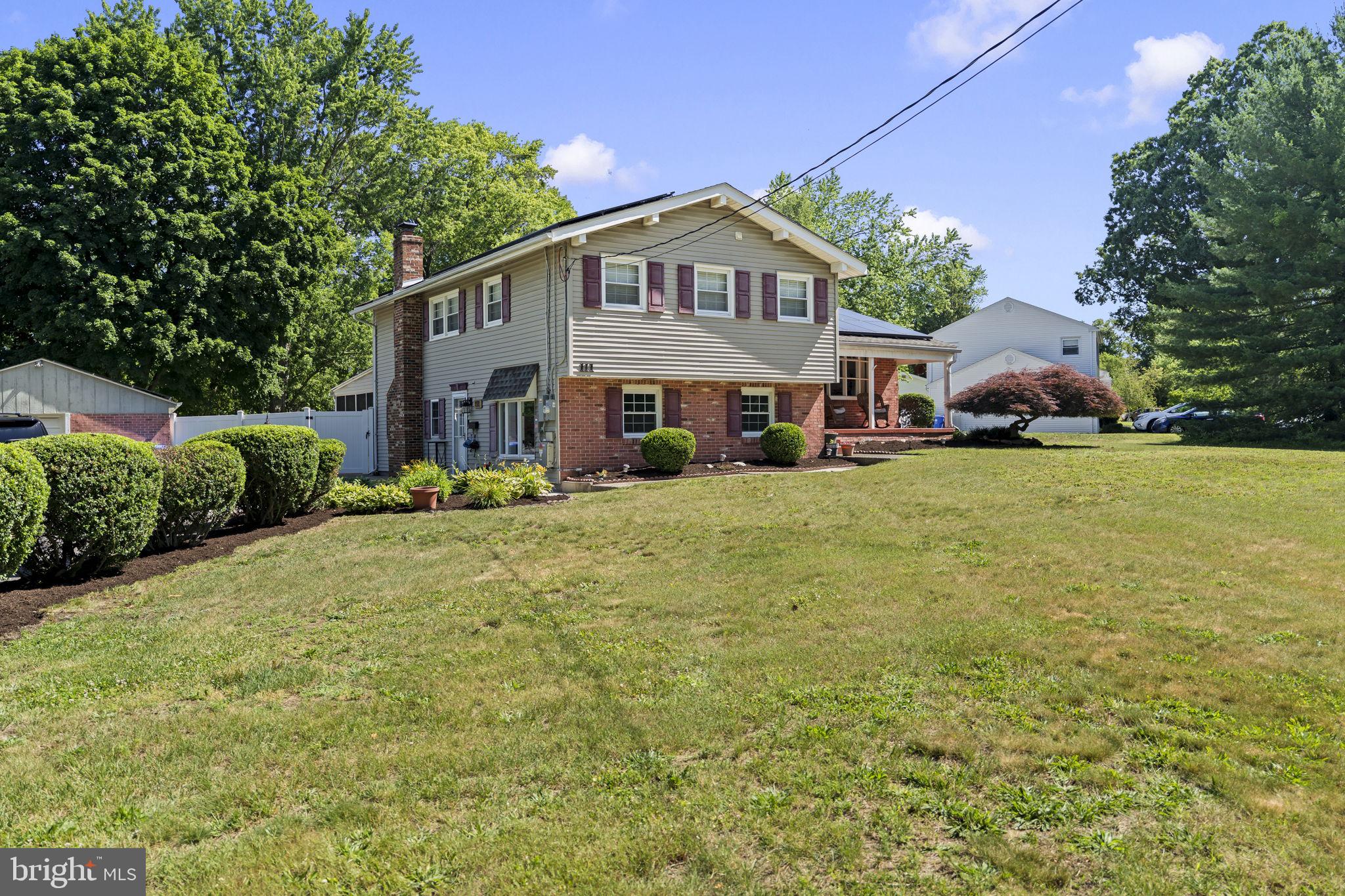 111 WINDING LANE