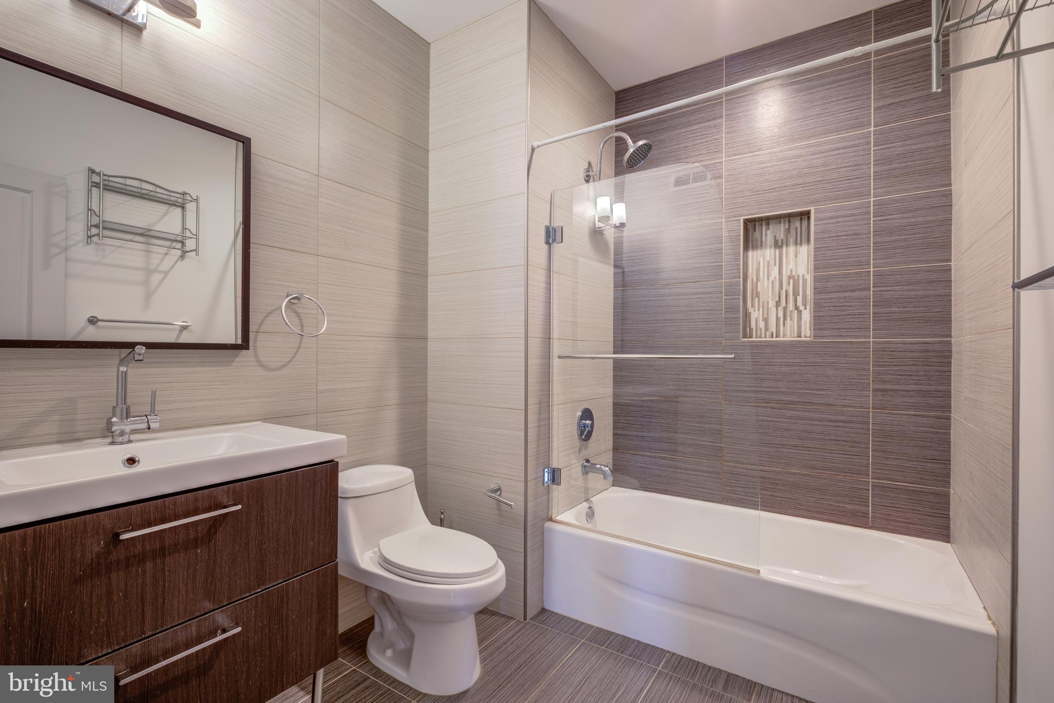 FRANCISVILLE - Residential