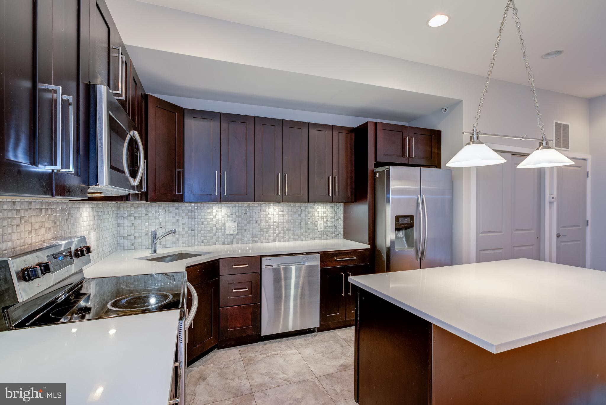 FRANCISVILLE - Residential