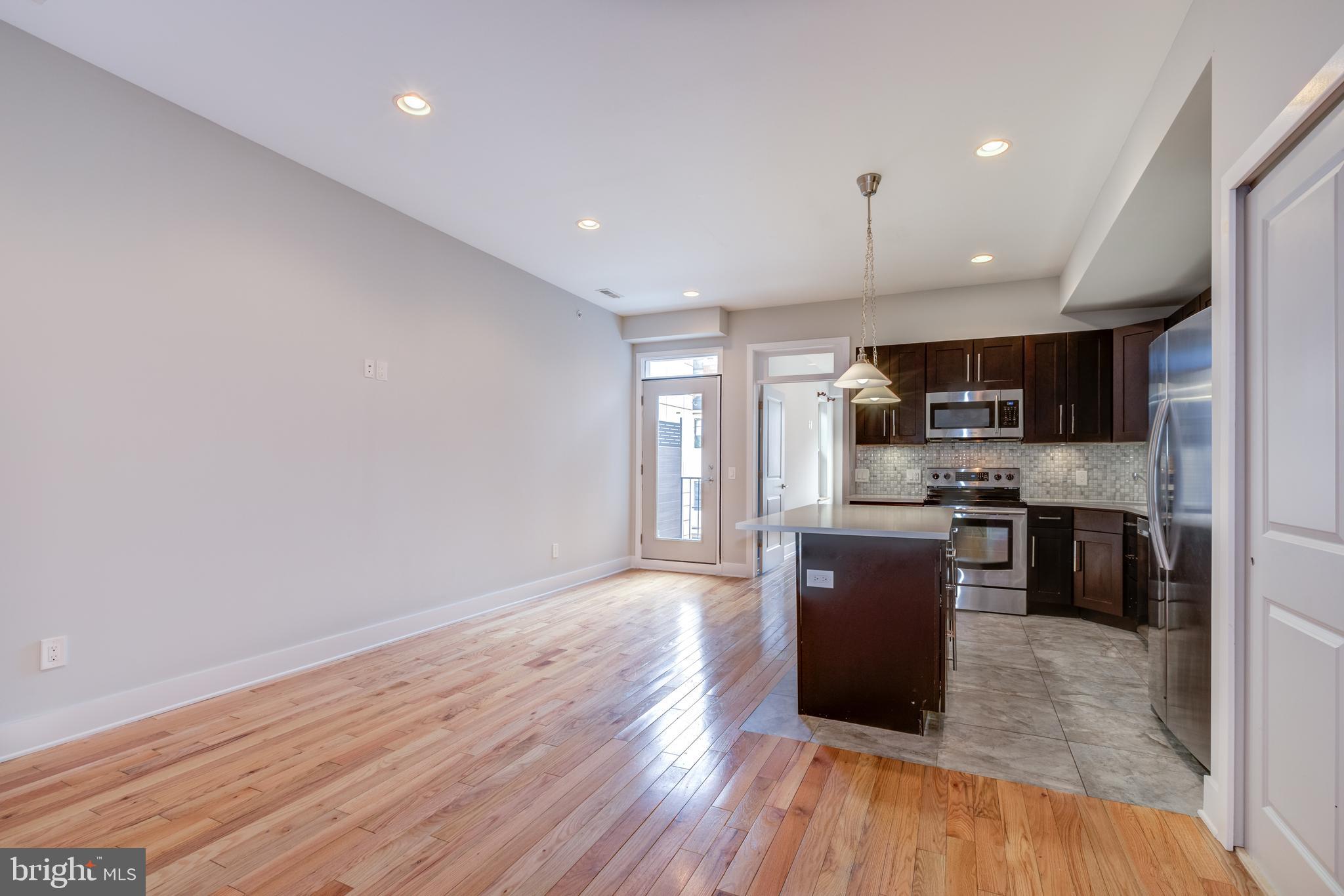 FRANCISVILLE - Residential