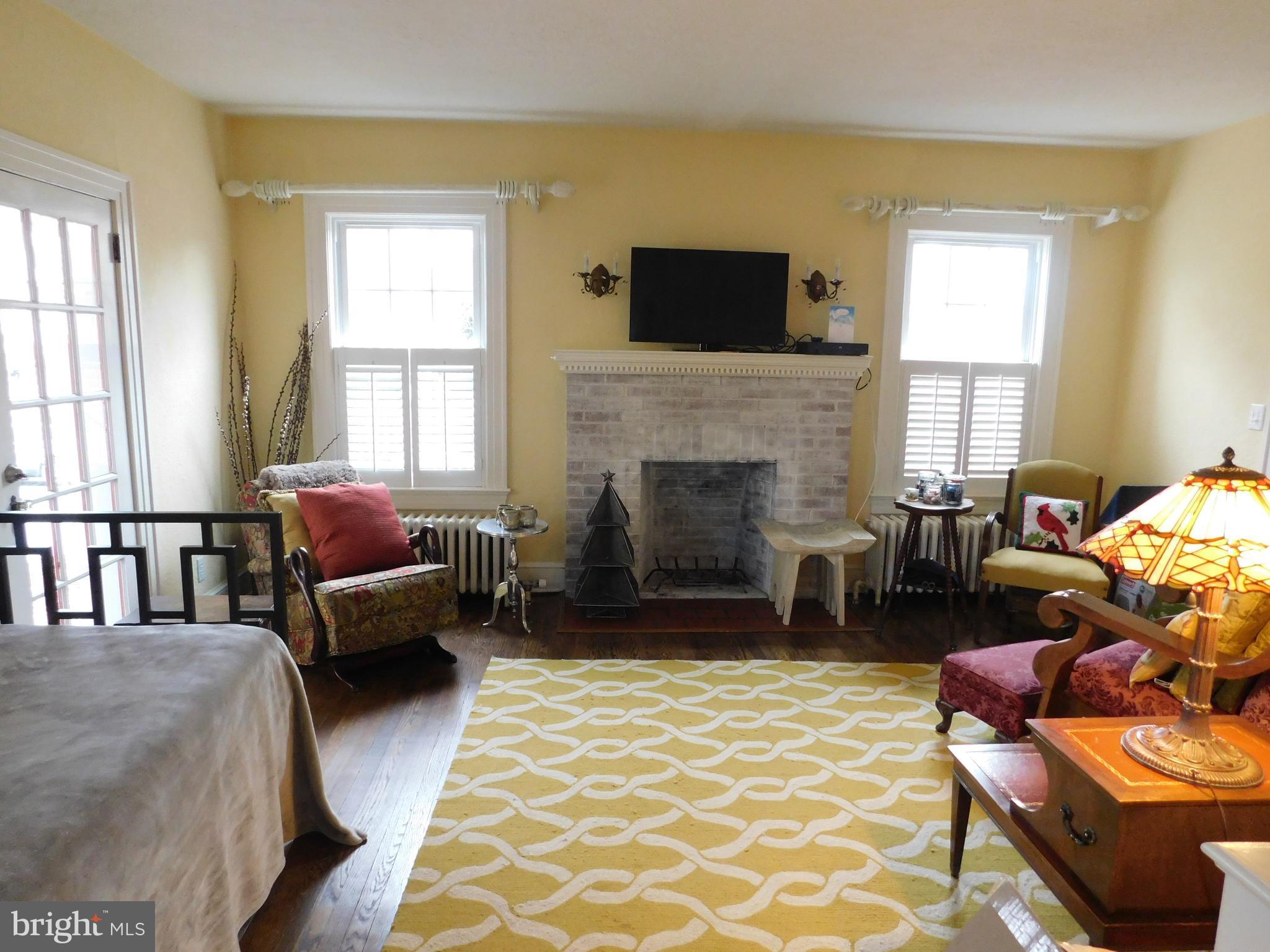 DOWNTOWN FREDERICKSBURG - Residential Lease