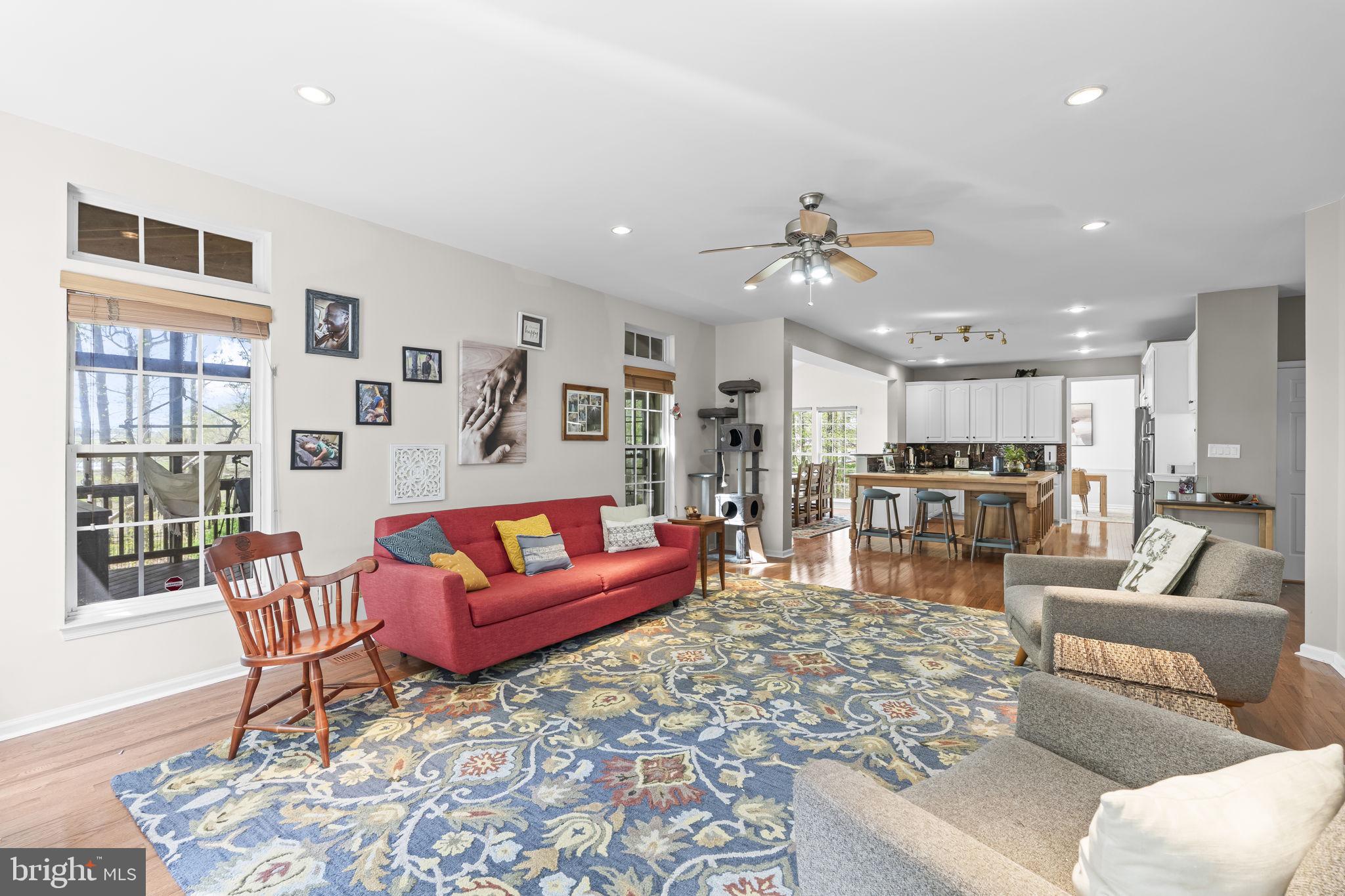 DAWSON LANDING - Residential