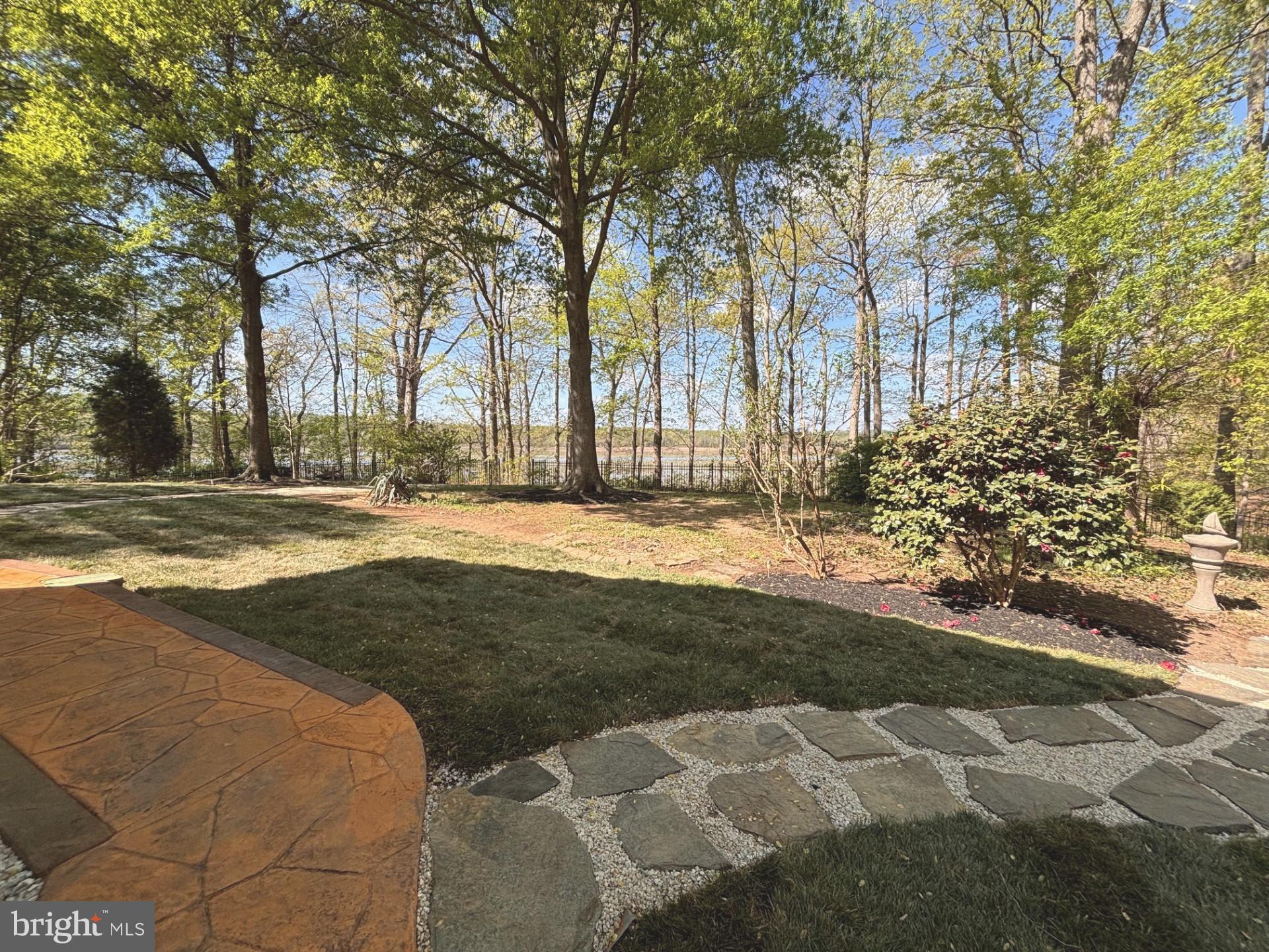 DAWSON LANDING - Residential