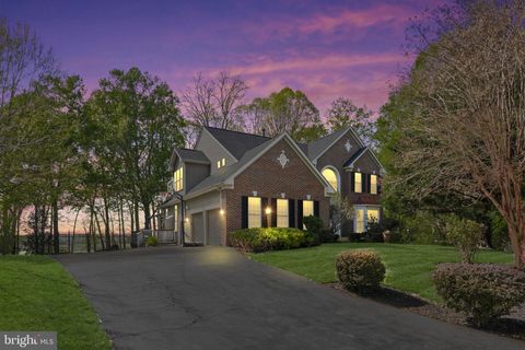 Photo of 15590 Canvasback Court, WOODBRIDGE, VA 22191 (MLS # VAPW2116564)