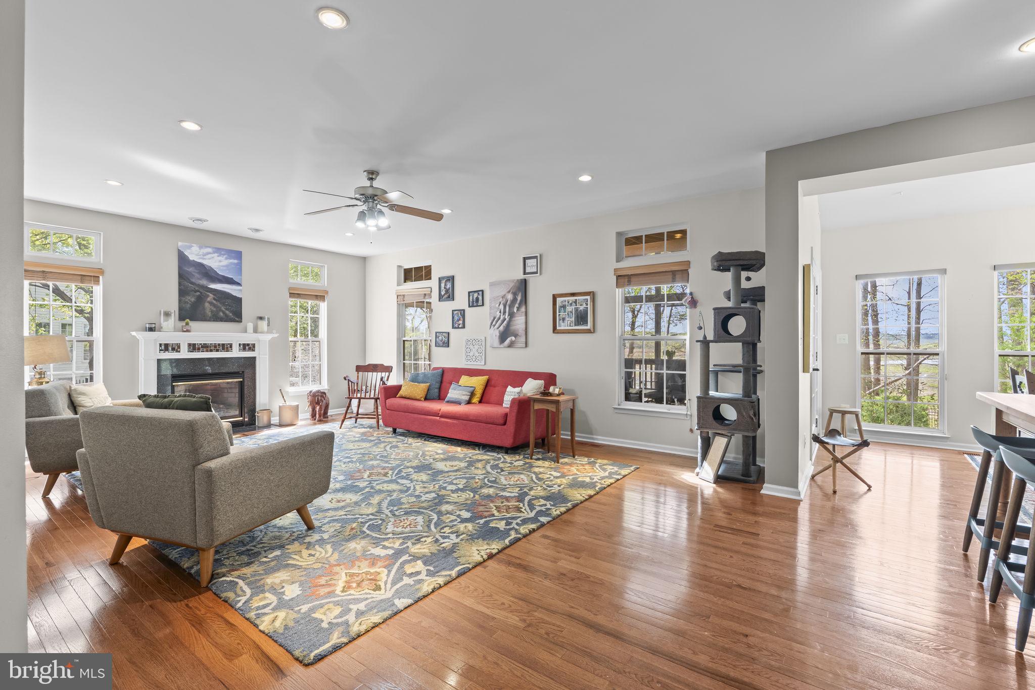 DAWSON LANDING - Residential