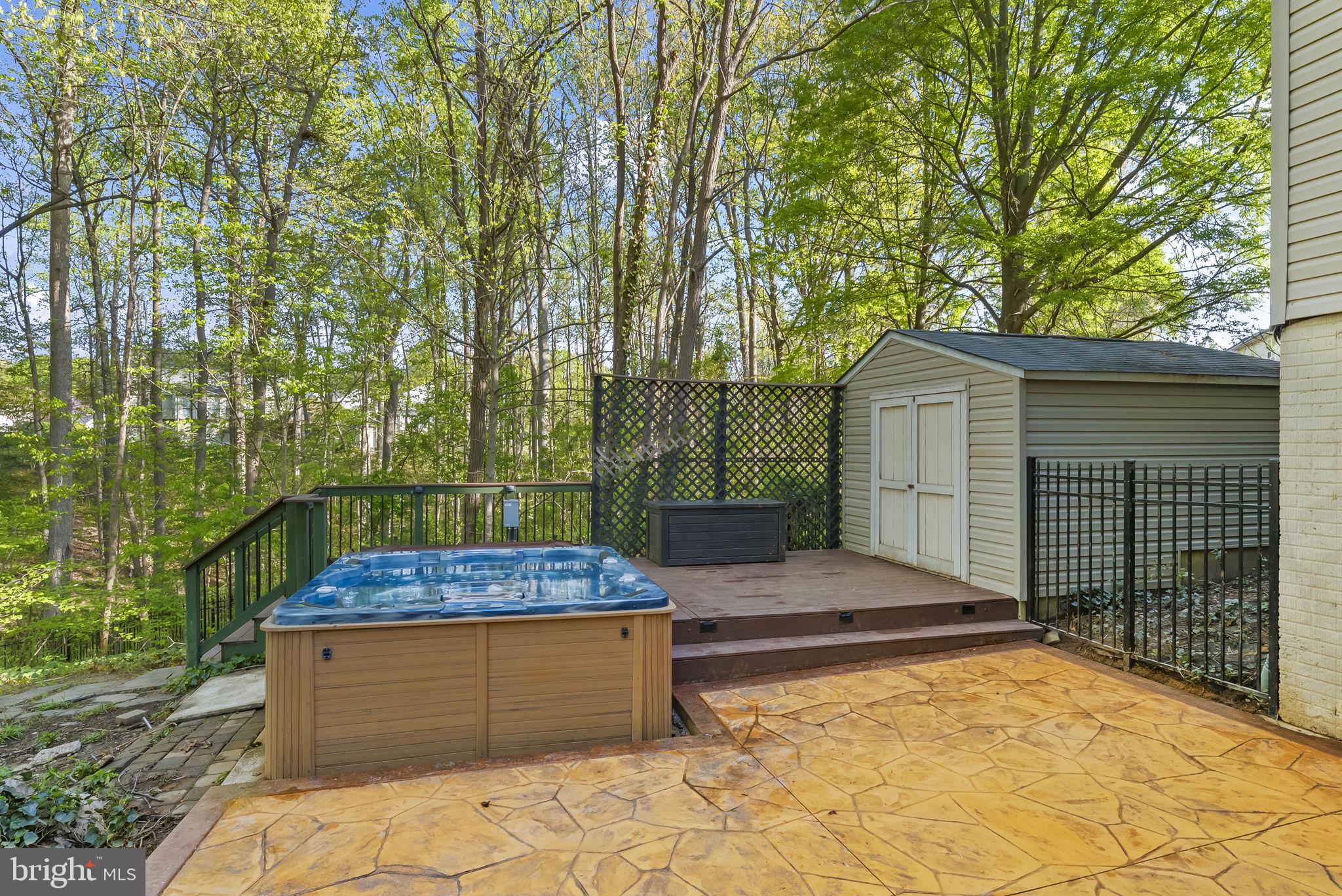 DAWSON LANDING - Residential