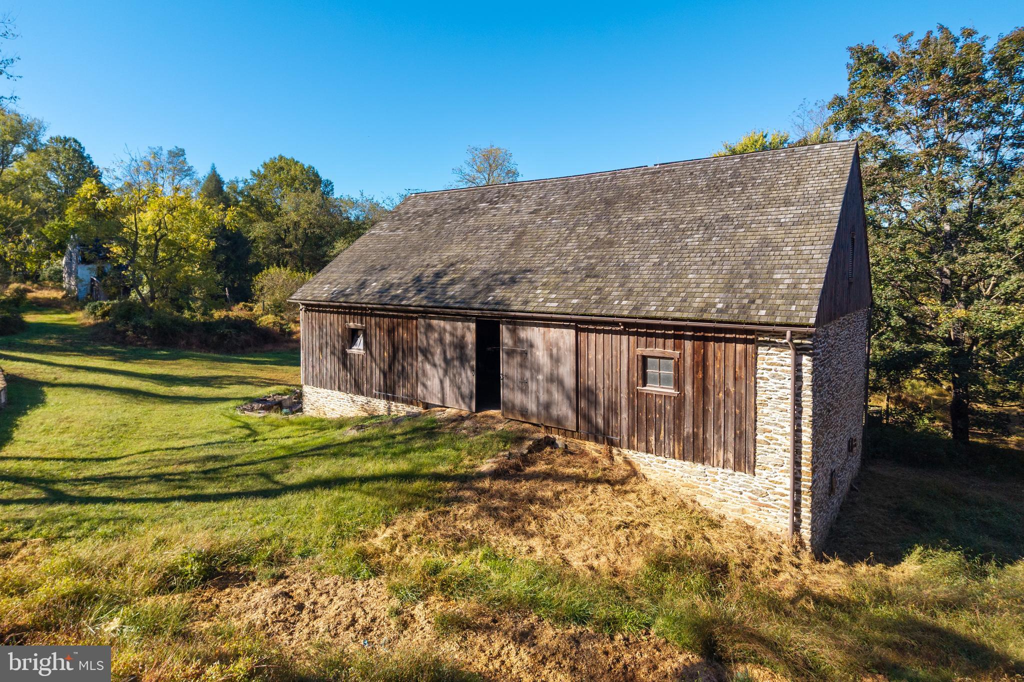 2275 & 2265 STRASBURG ROAD