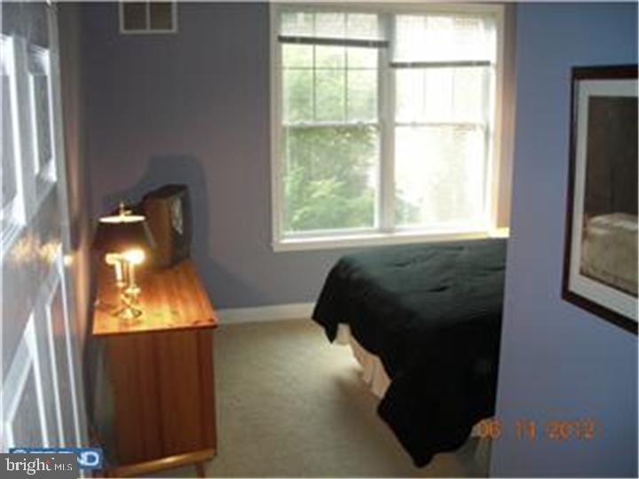 THE GRANDE AT RIVERVIEW - Residential Lease