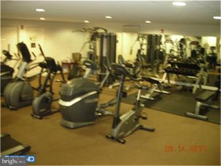 THE GRANDE AT RIVERVIEW - Residential Lease