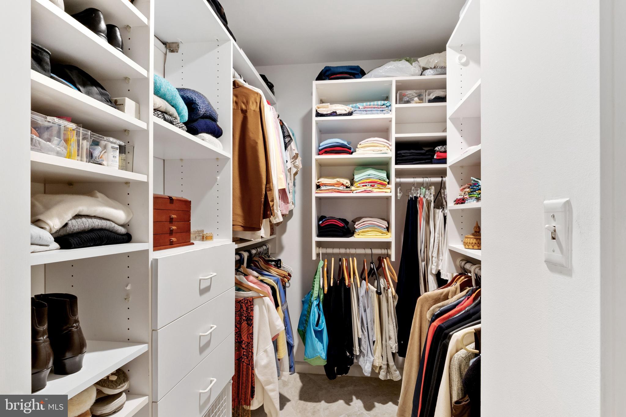 CHEVY CHASE - Residential