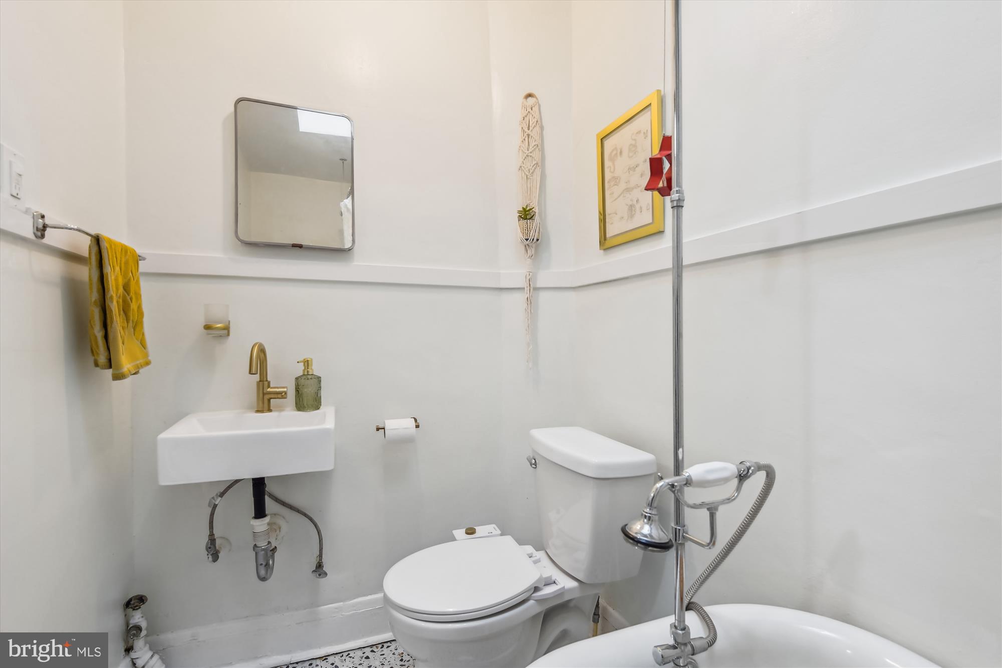 HOES HEIGHTS - Residential