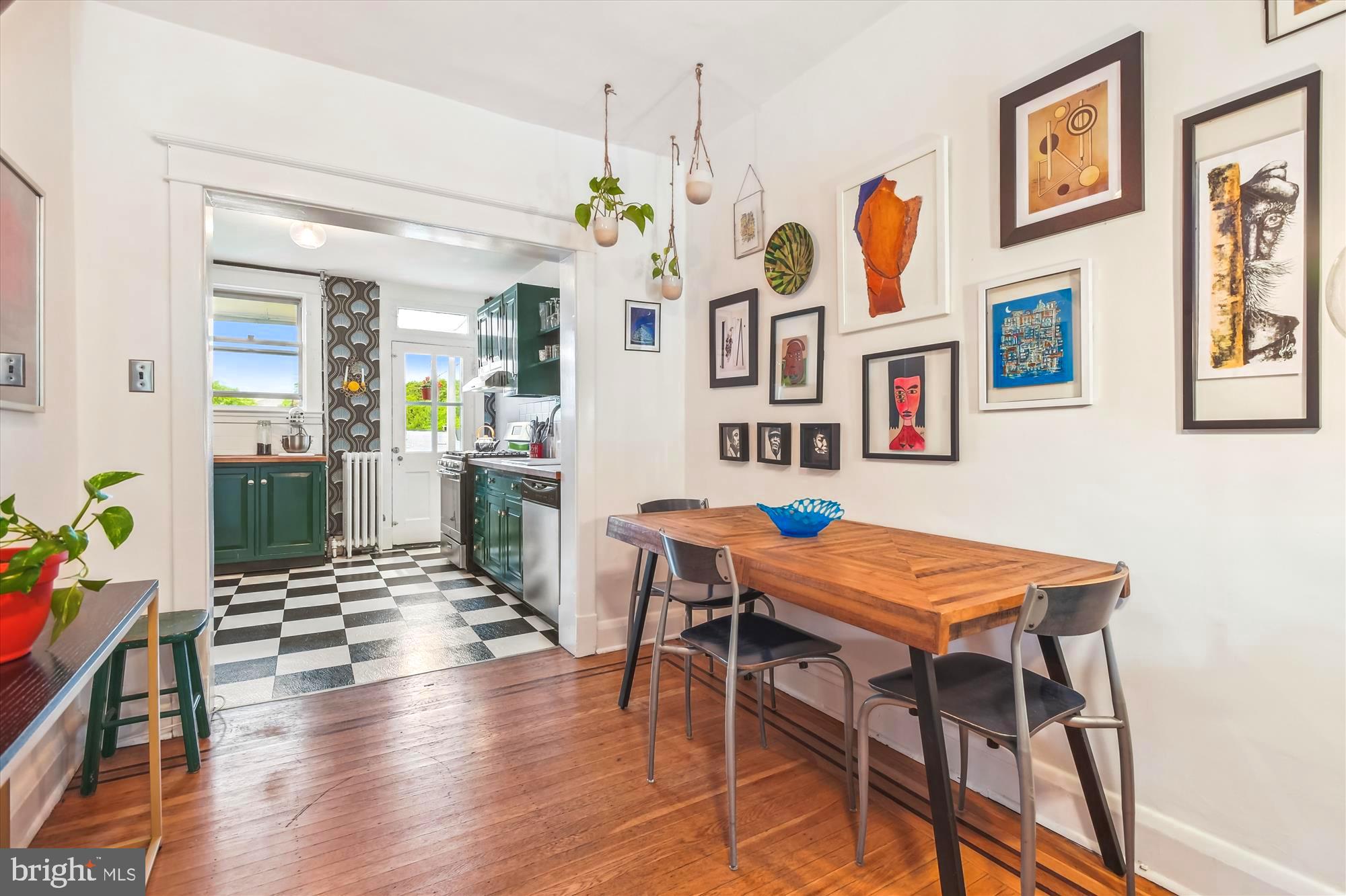 HOES HEIGHTS - Residential