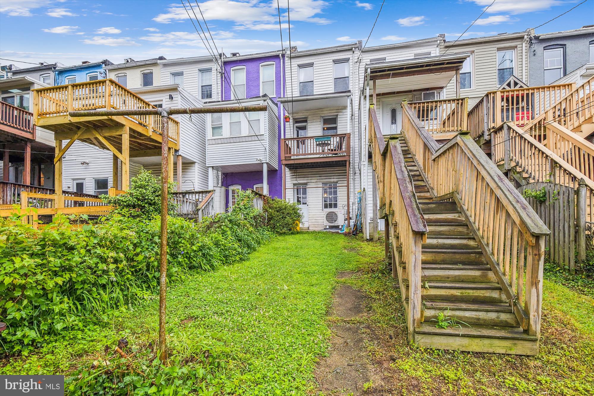 HOES HEIGHTS - Residential