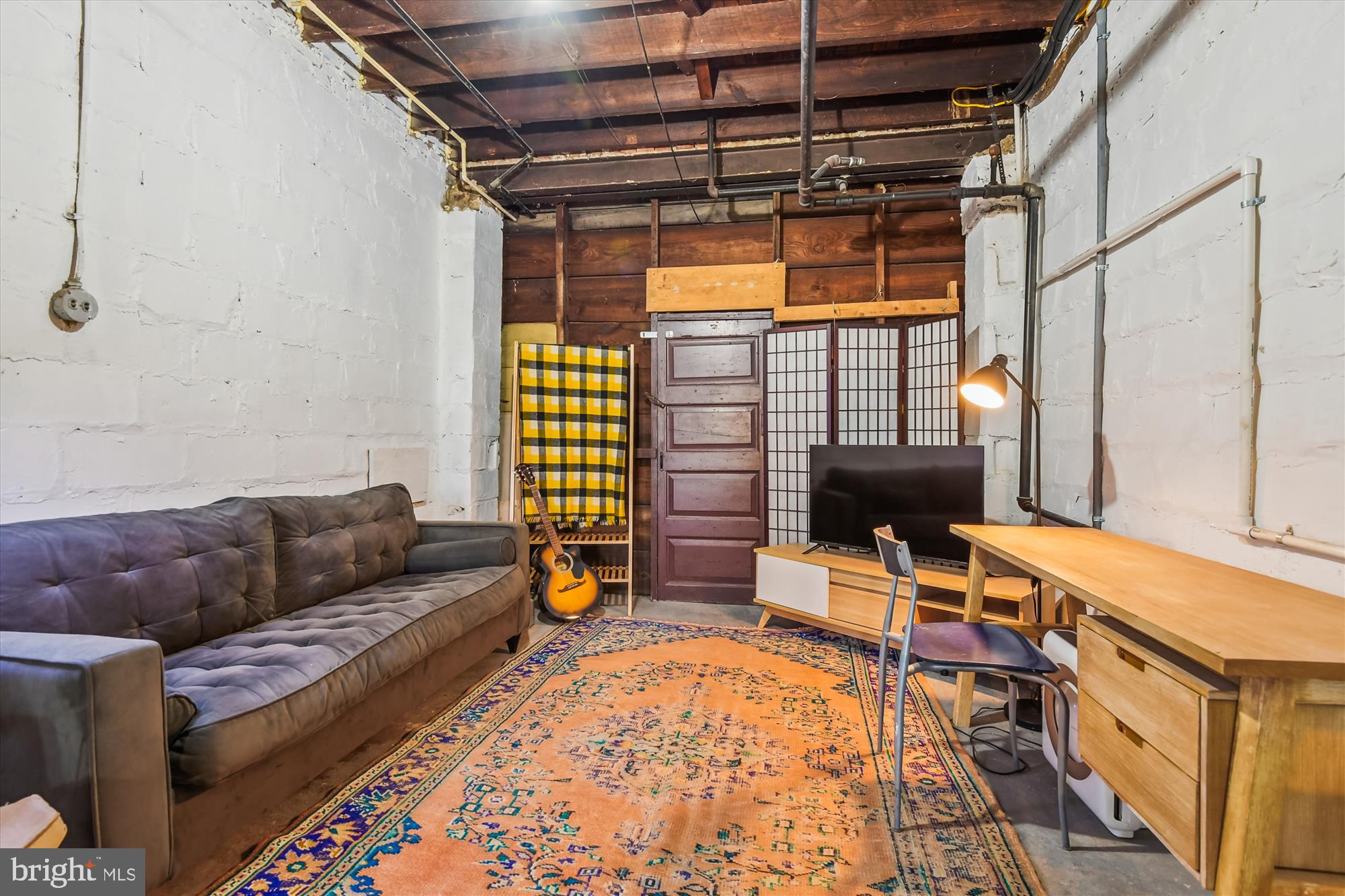 HOES HEIGHTS - Residential