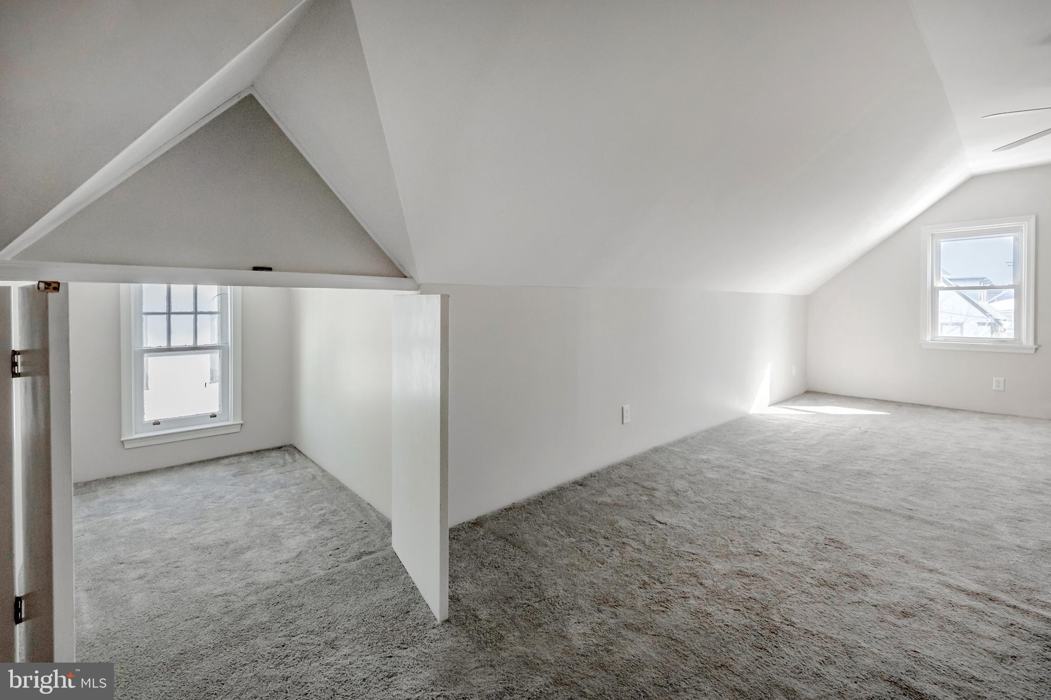 OAKMONT - Residential