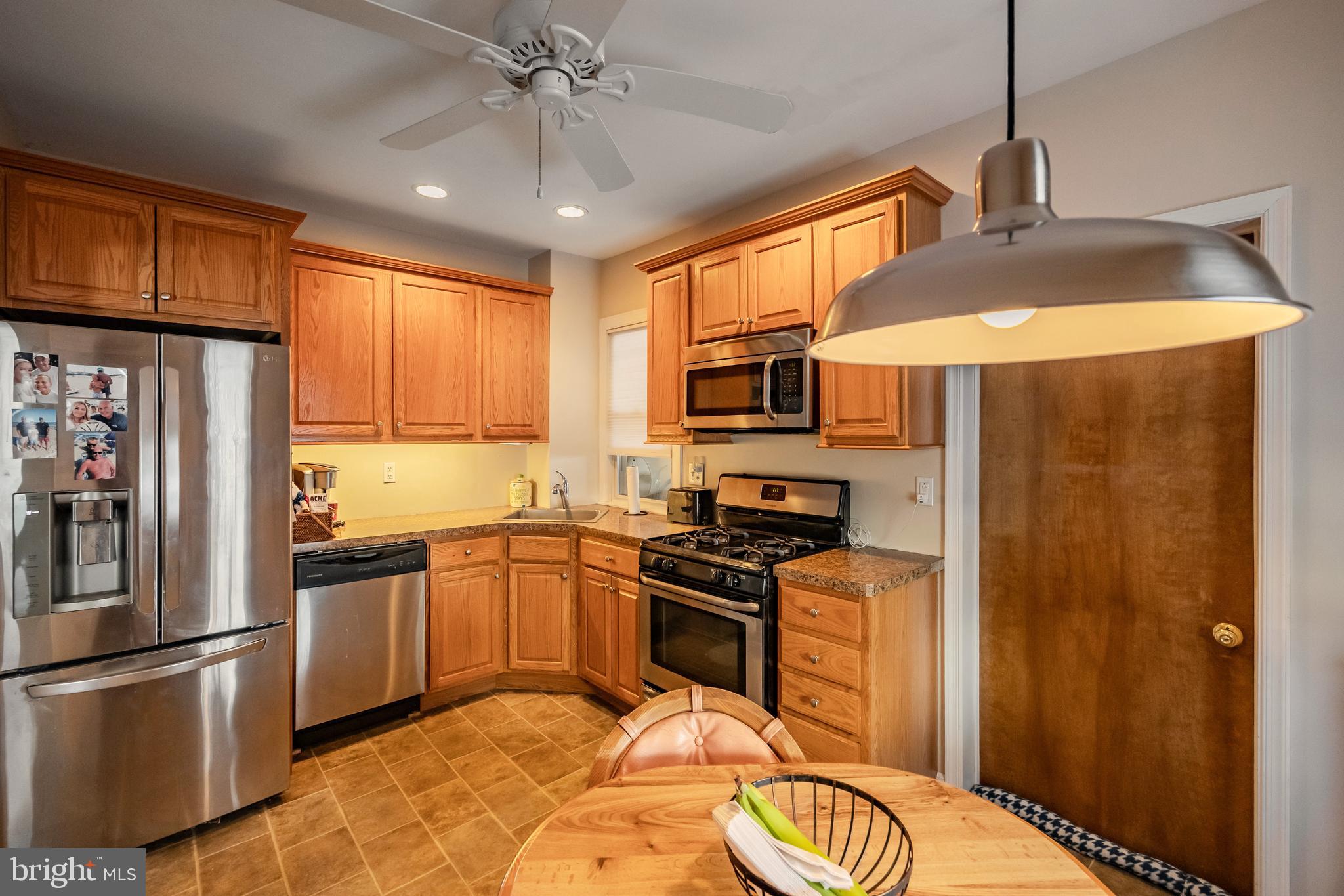 OAKMONT - Residential