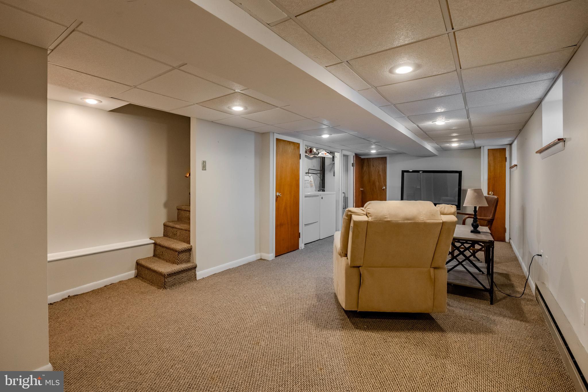 OAKMONT - Residential