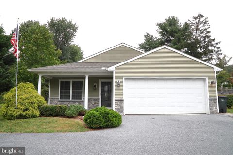 Photo of 1405 IRONVILLE PIKE, COLUMBIA, PA 17512 (MLS # PALA2039756)