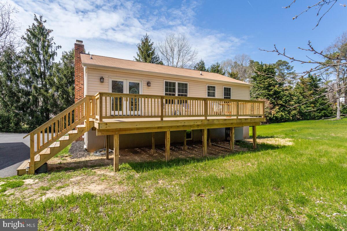 POPLAR WOODS - Residential