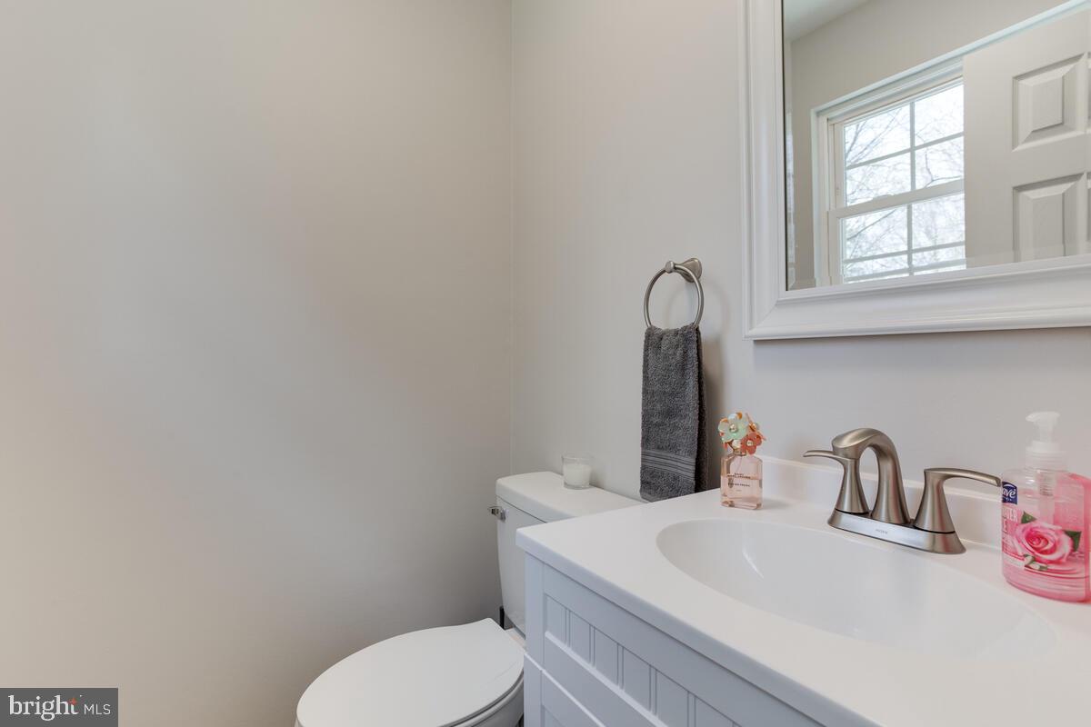 POPLAR WOODS - Residential