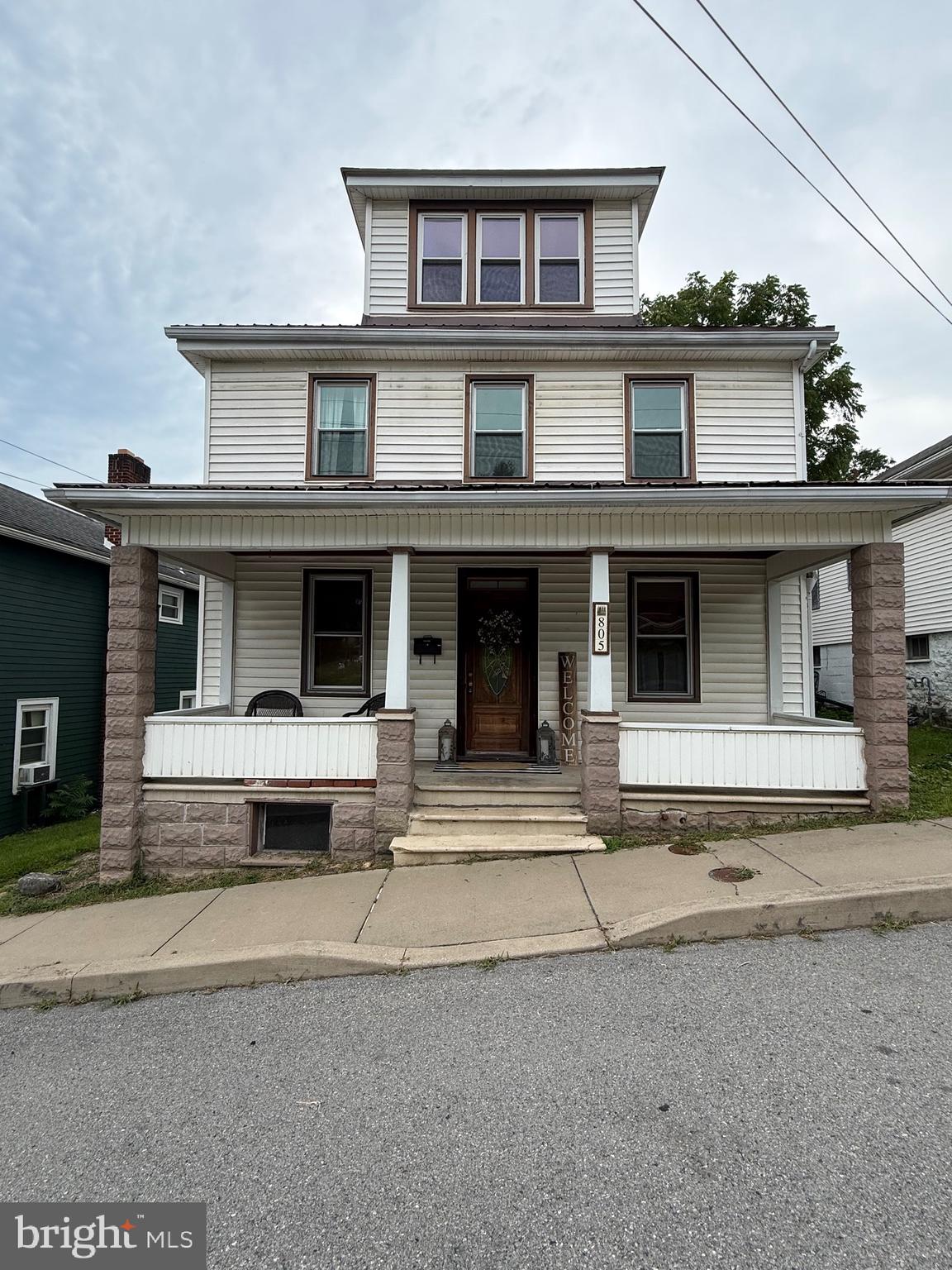 805 5TH STREET