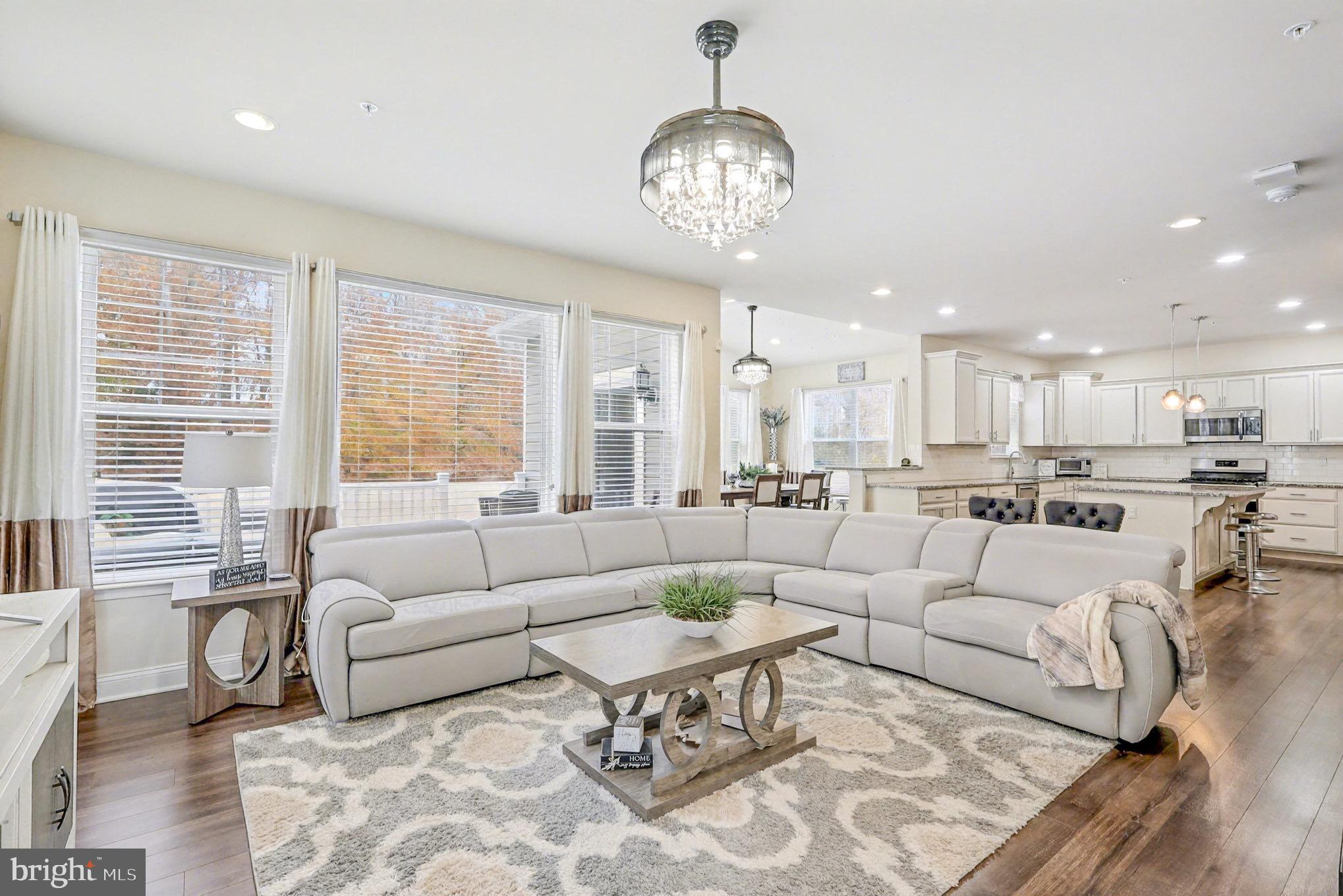 5405 DARLINGTON COURT