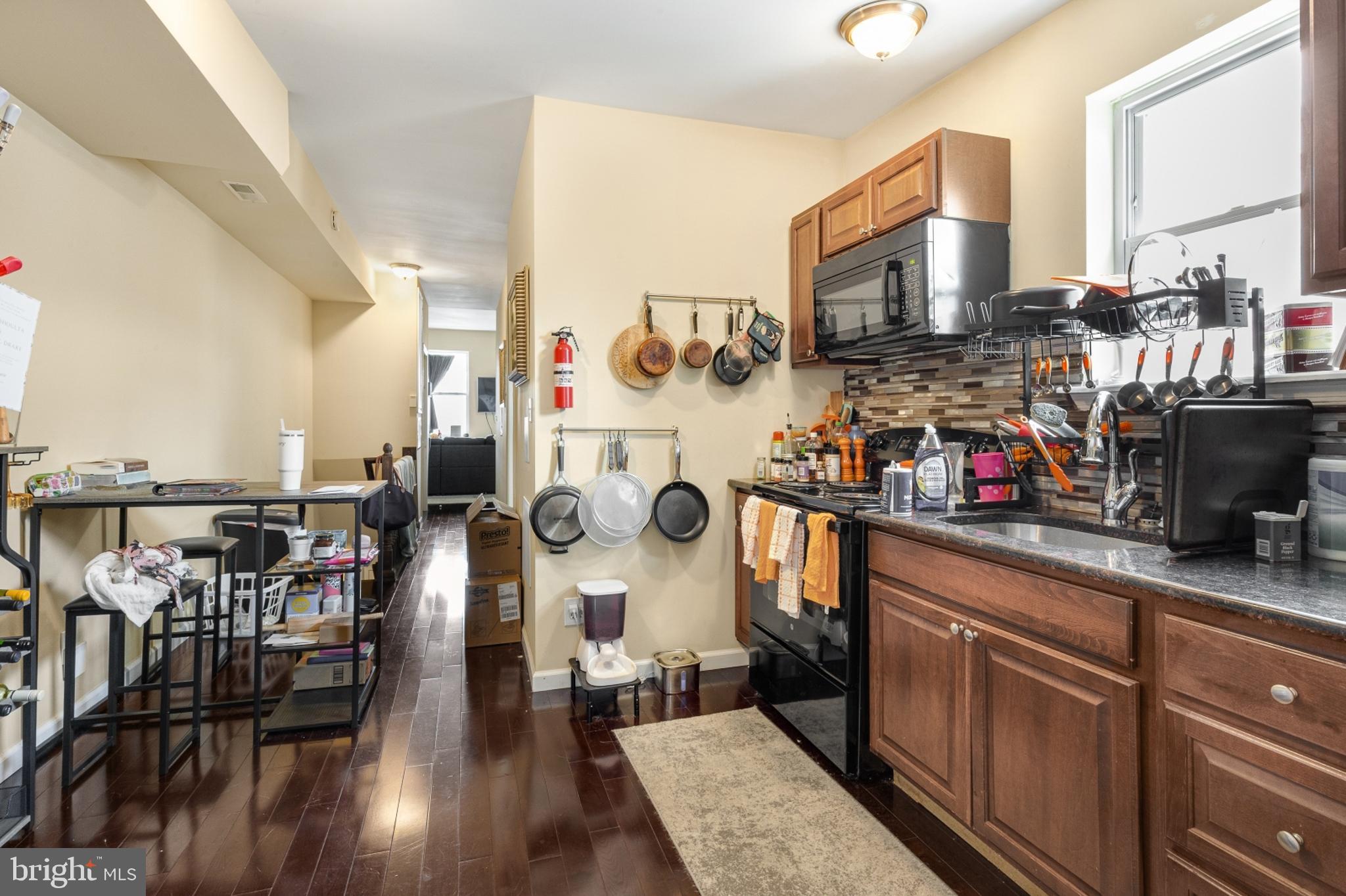 POINT BREEZE - Residential Lease